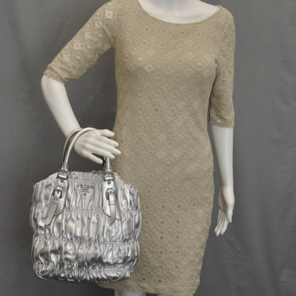 Prada Nappa Dressy Gaufre Frame Tote Argento 2 of 9