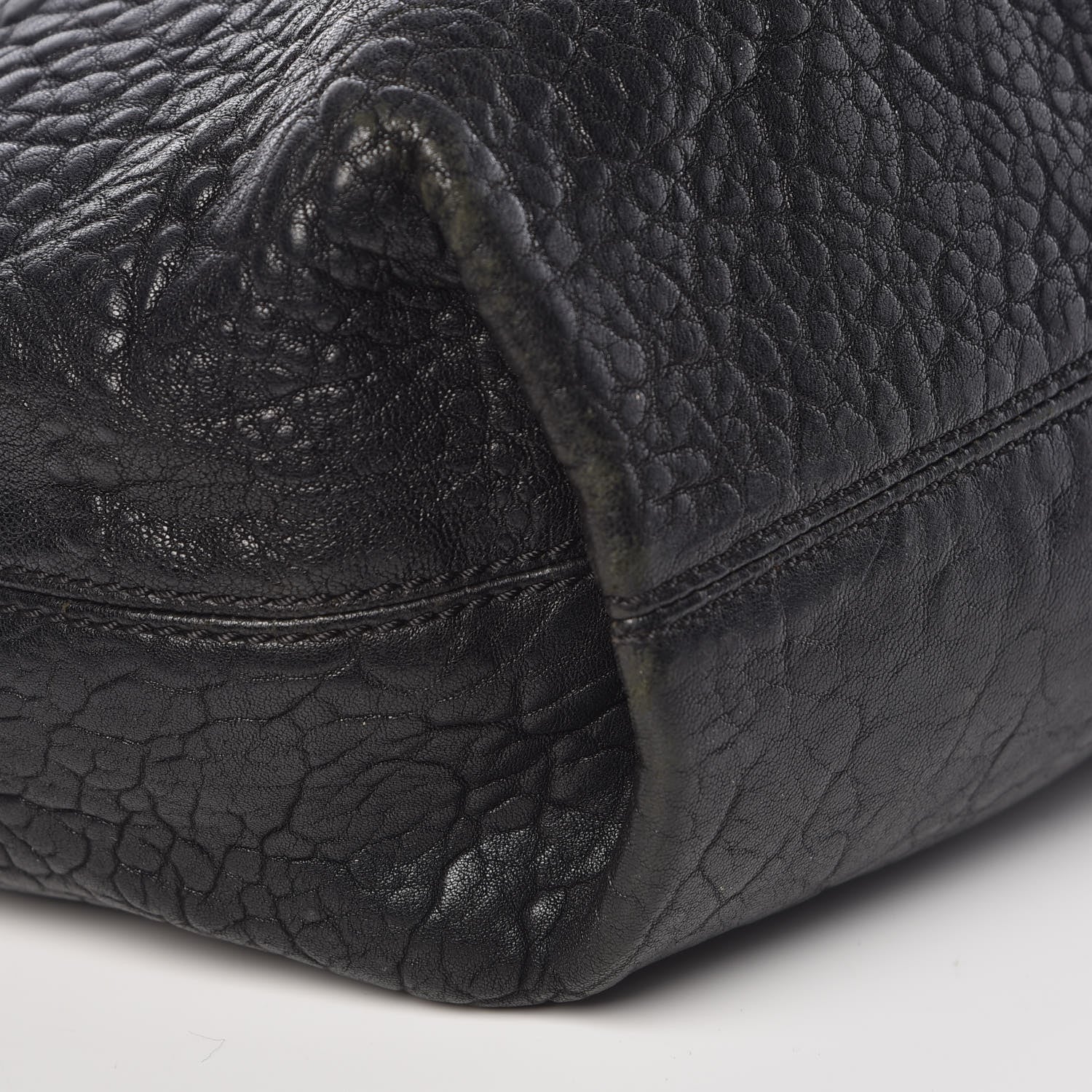 Fendi Nappa Patent B Buckle Hobo Black 20 of 23