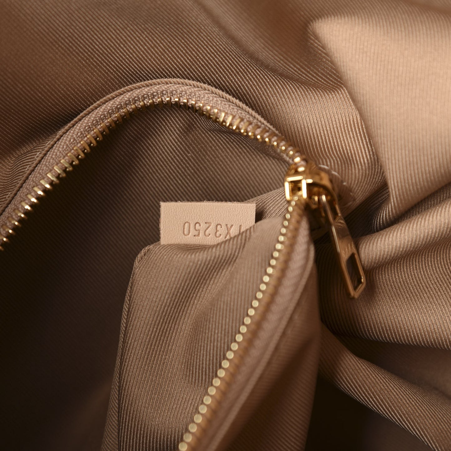 Monogram Graceful MM
