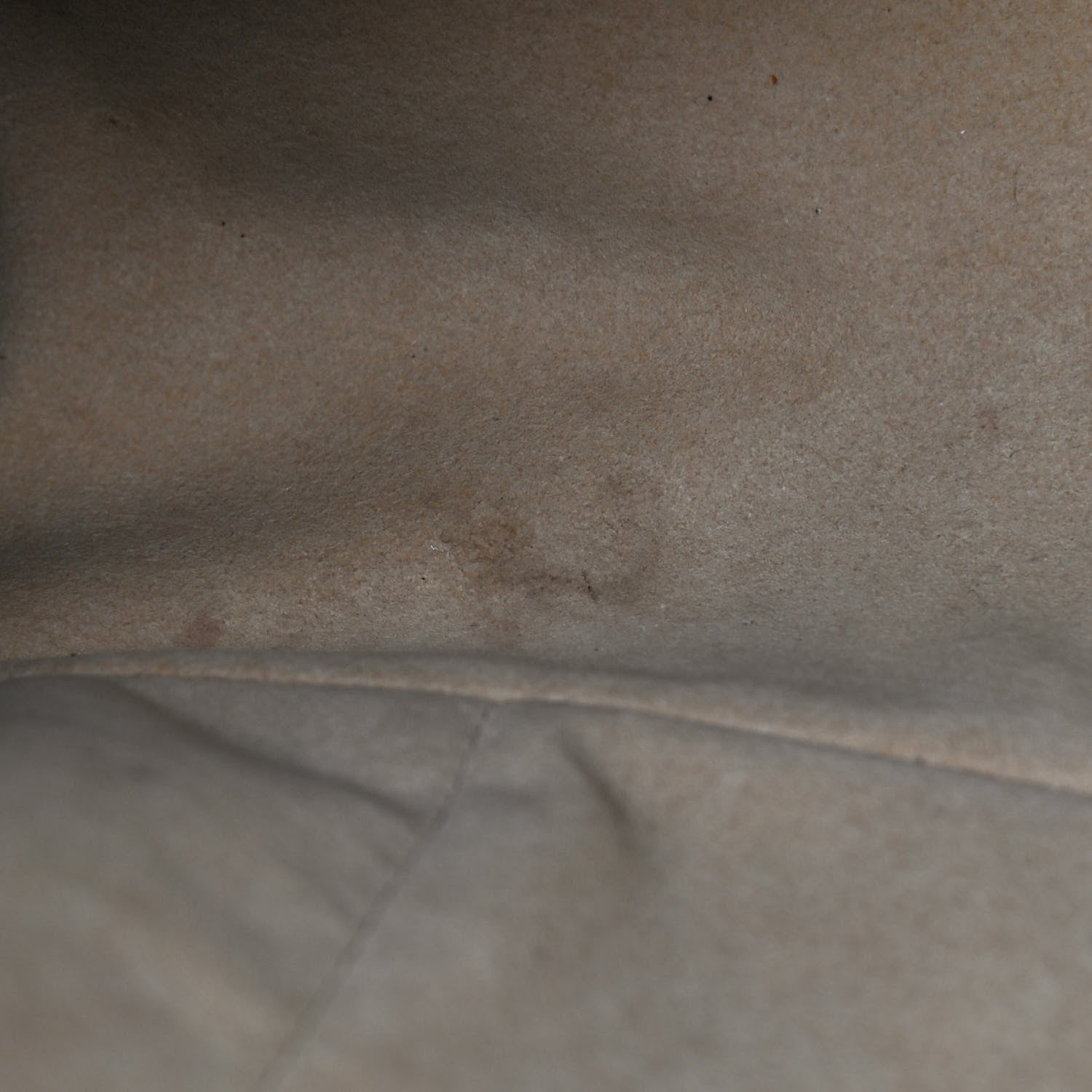 Louis Vuitton Monogram Artsy MM 6 of 13