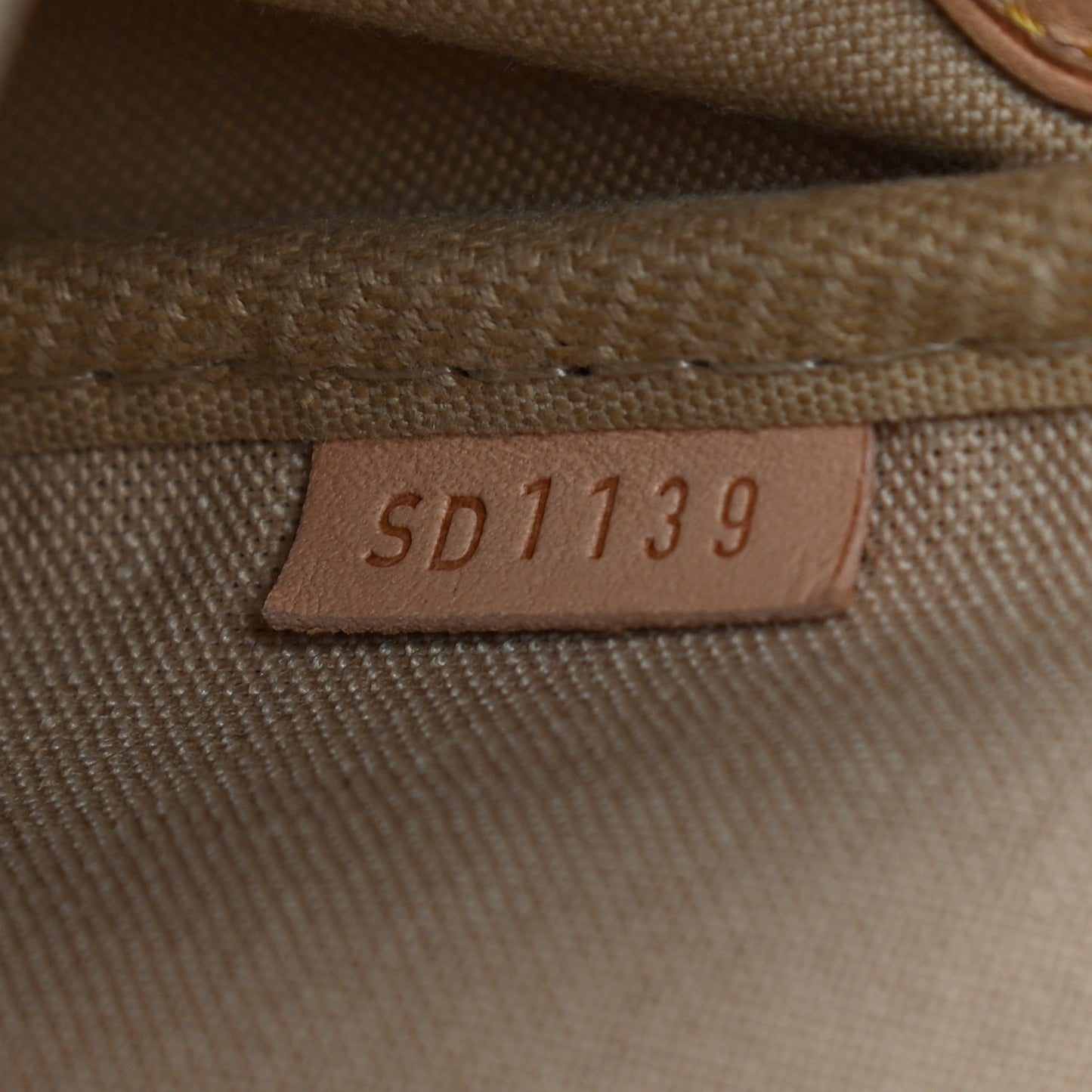 Damier Azur Favorite MM