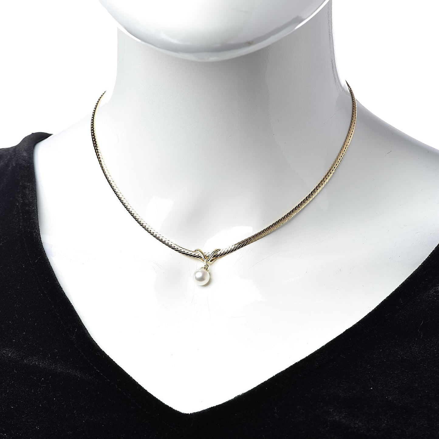 18K Yellow Gold Akoya Pearl 7mm Drop Pendant Necklace