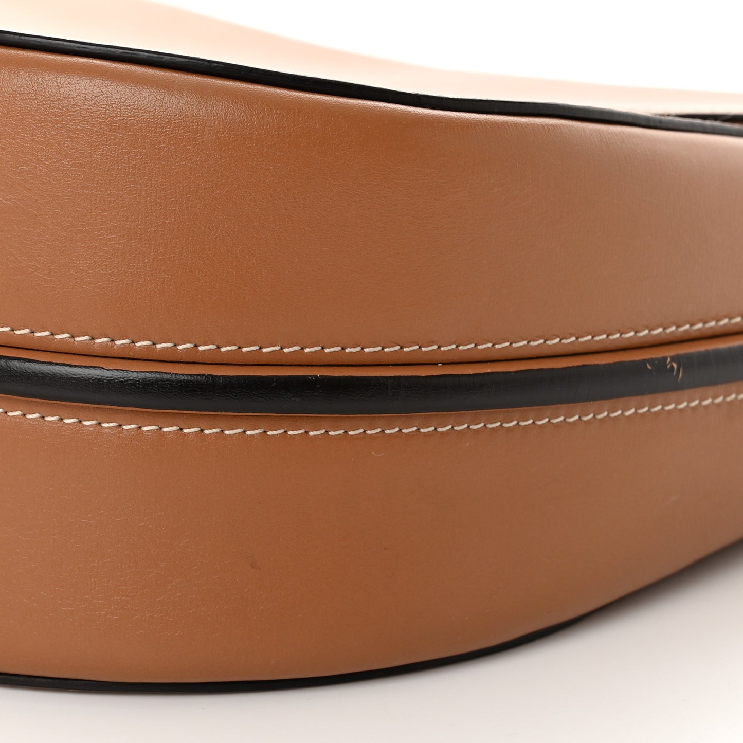 Supersoft Calfskin Medium Trotteur Tan
