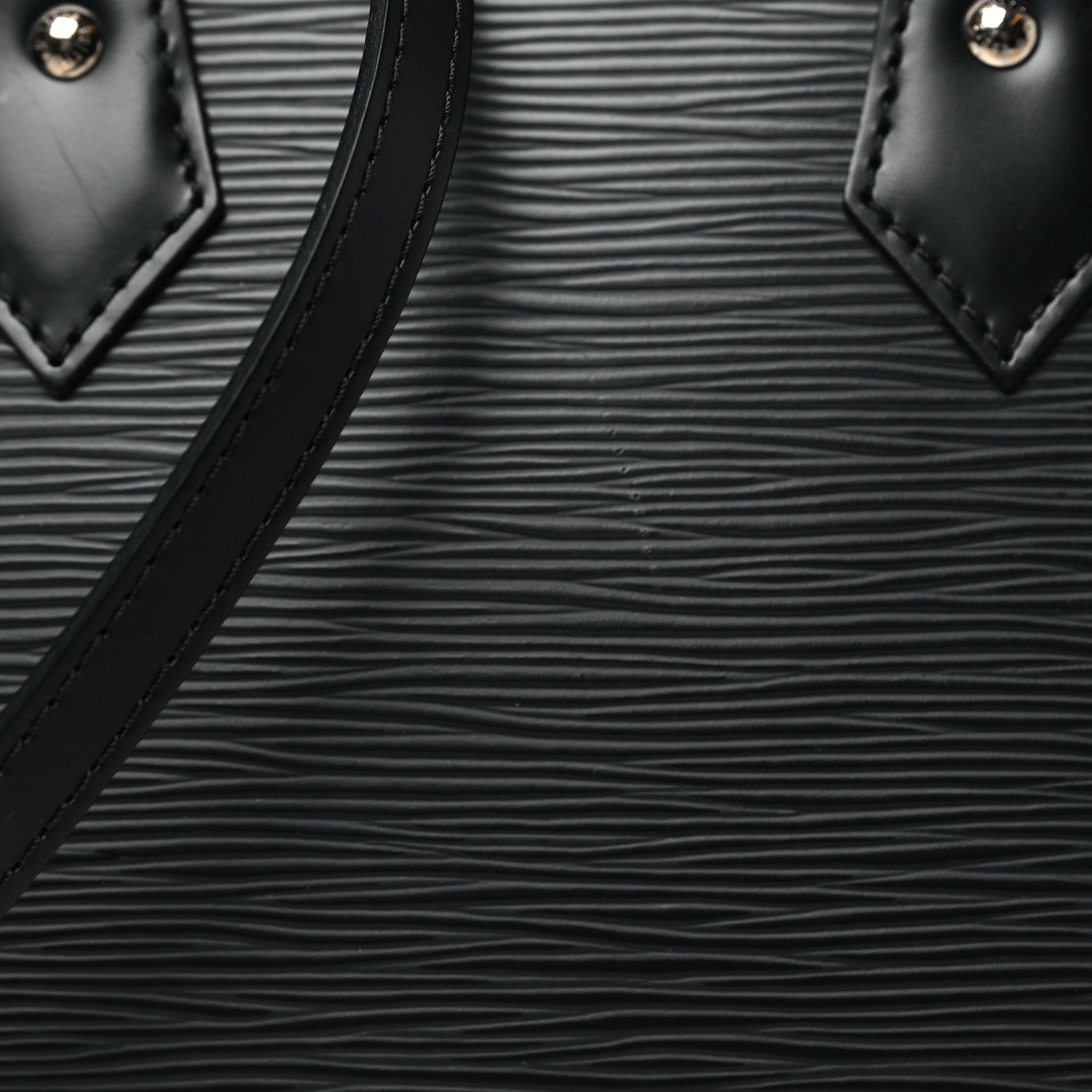 Louis Vuitton Epi Alma BB Black 7 of 9