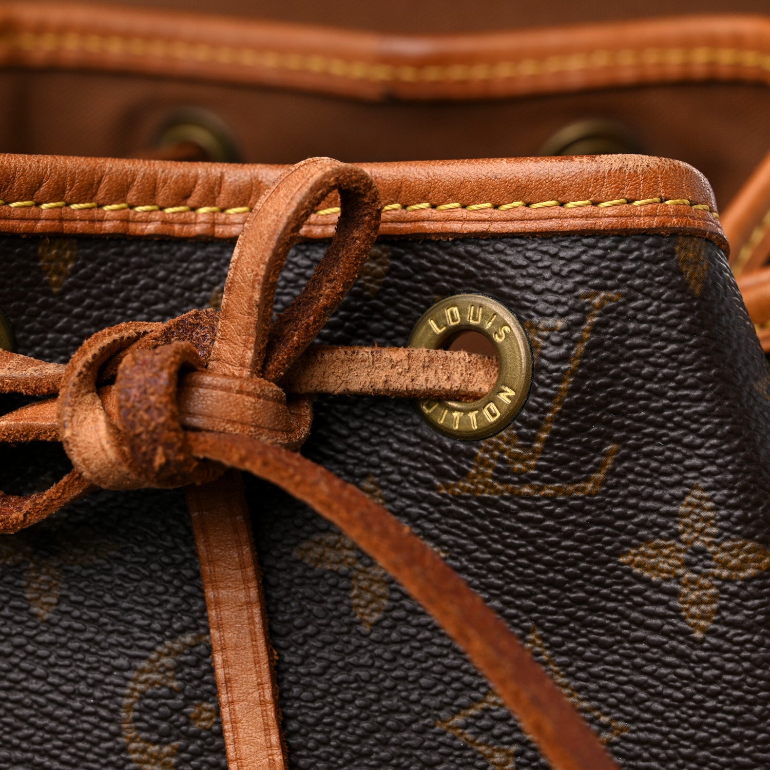 Louis Vuitton Monogram Montsouris MM Backpack 14 of 23