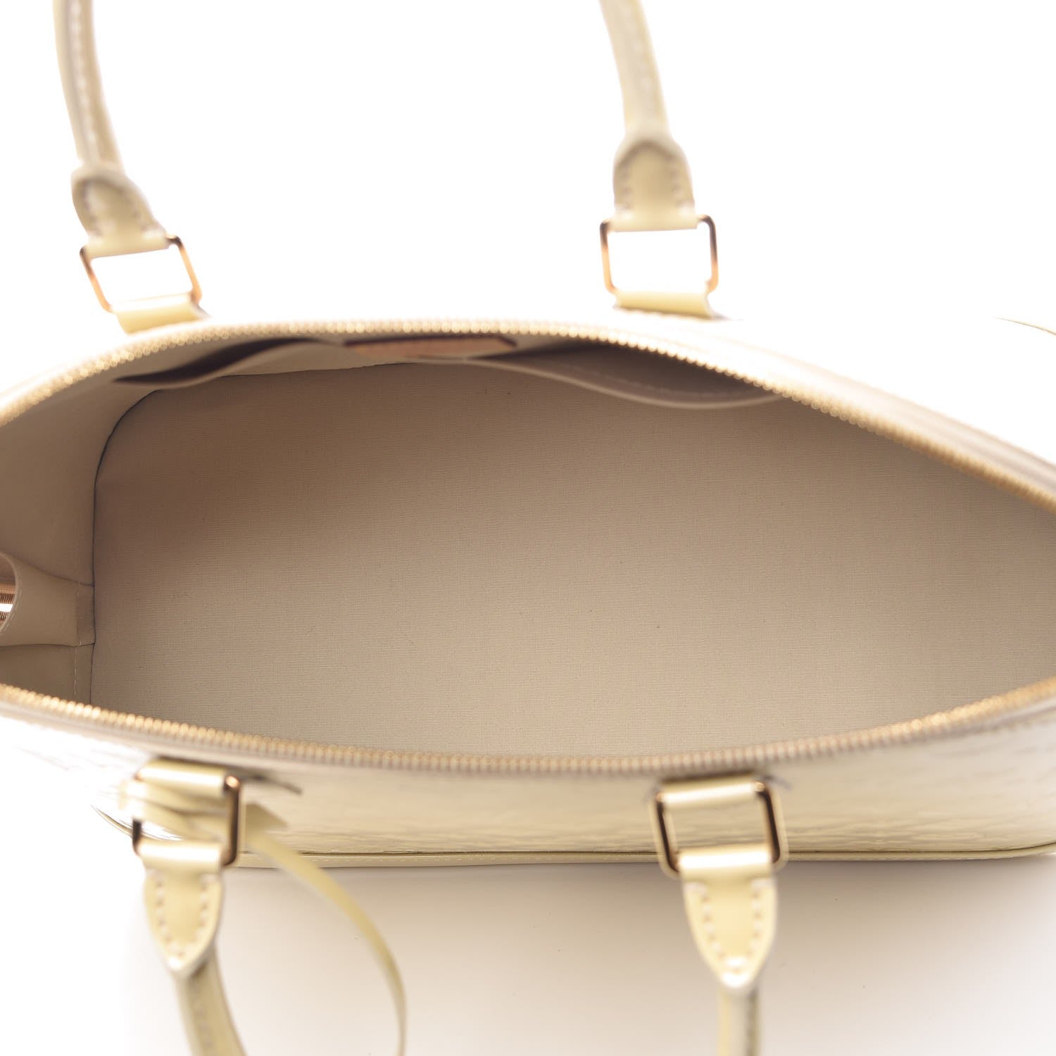 Louis Vuitton Vernis Alma GM Blanc Corail 5 of 10