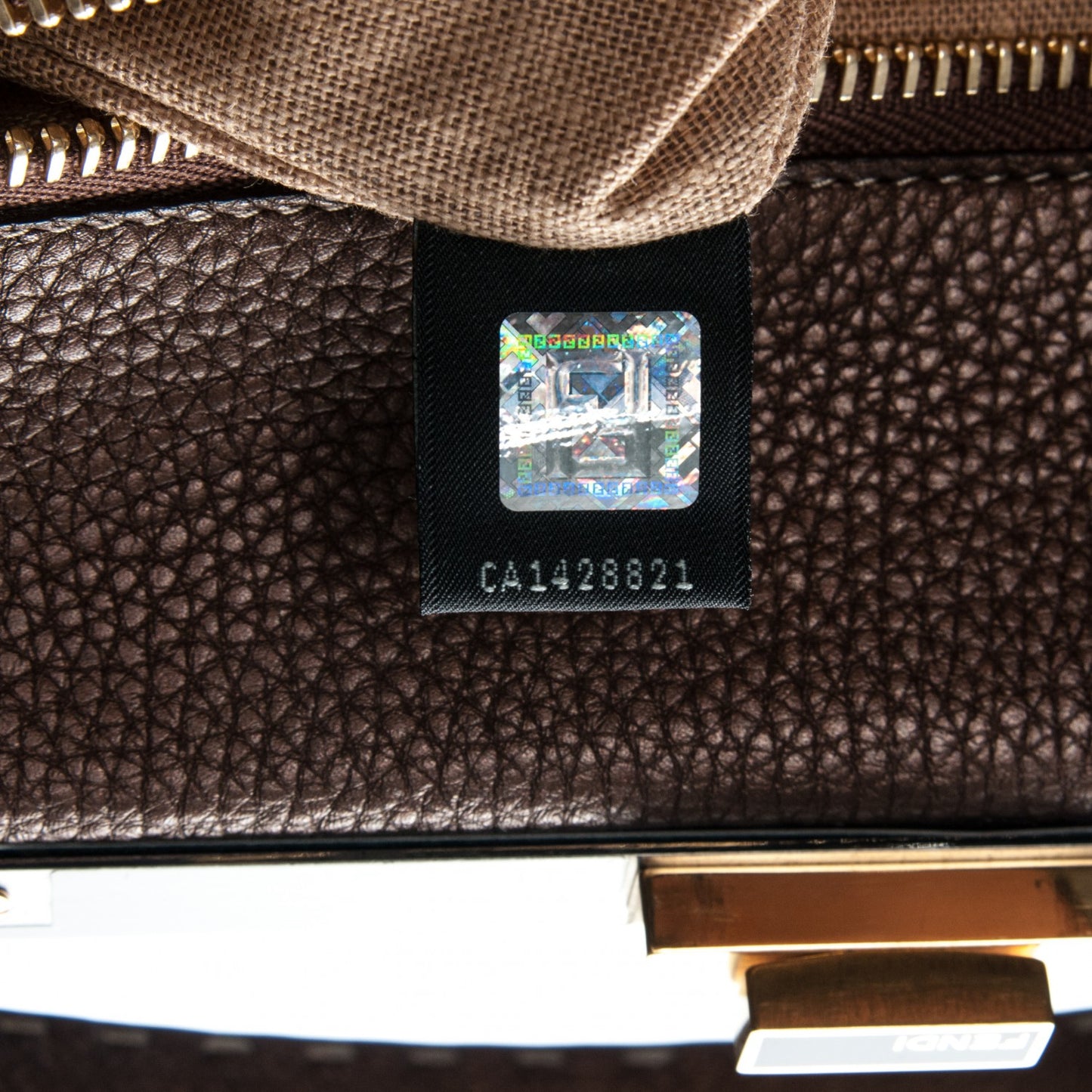 Vitello Saddle Cuoio Romano Selleria Large Peekaboo Iconic Satchel Black