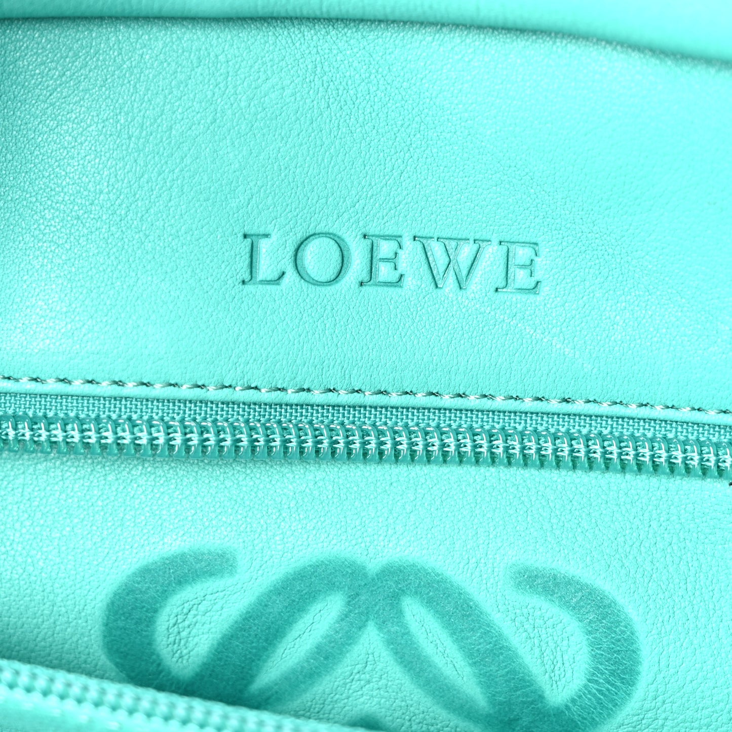Suede Calfskin Amazona 28 Turquoise