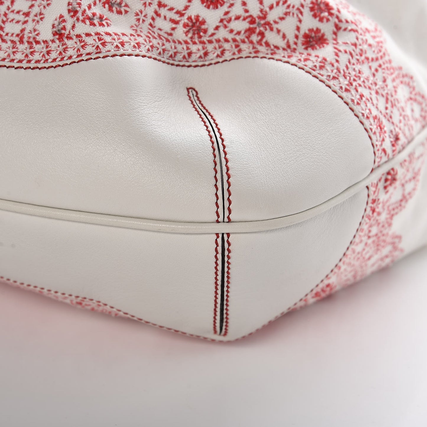 Canvas Embroidered Peggy Bamboo Top Handle Hobo White