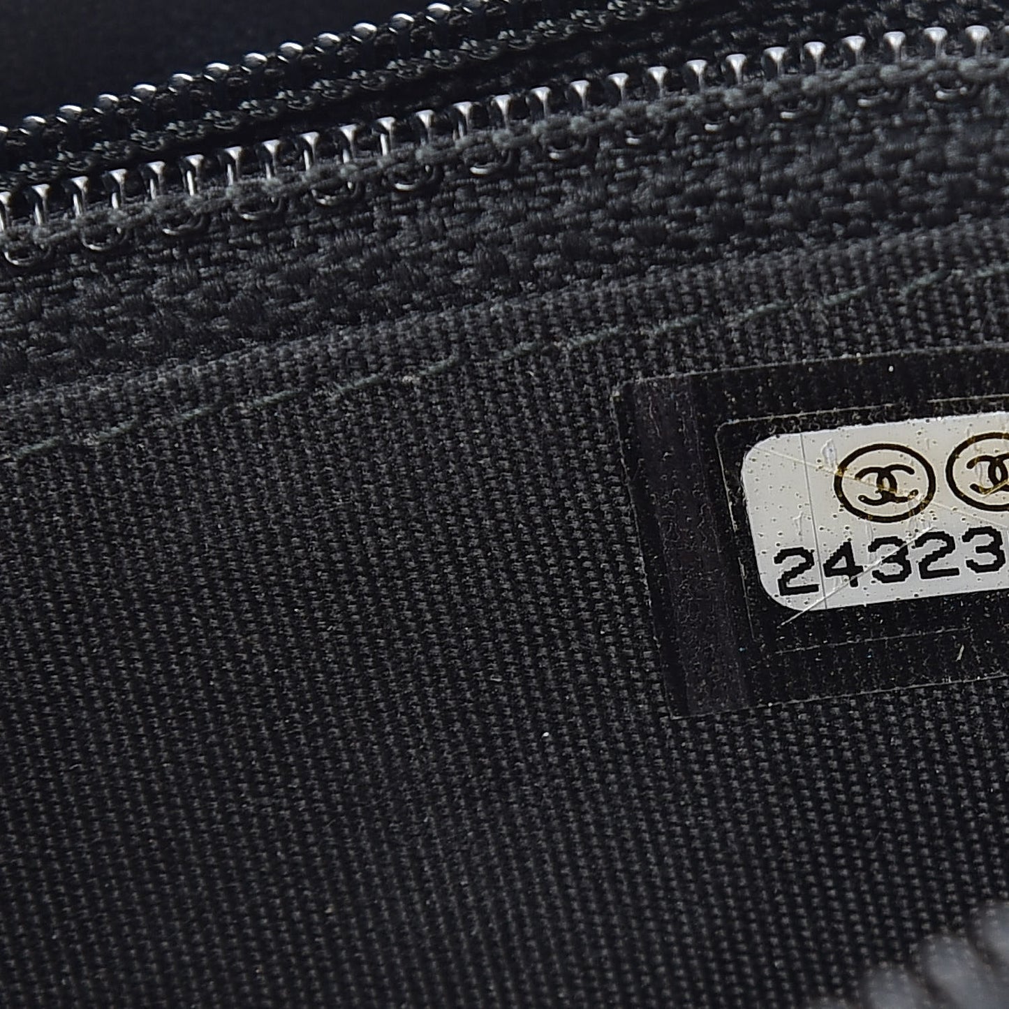 Caviar Quilted Small Boy Zip Around Wallet Black