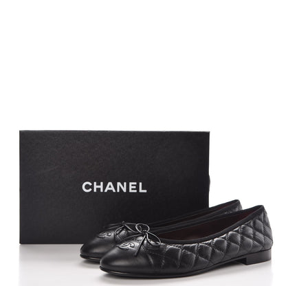 Chanel Aged Calfskin Quilted CC Cap Toe Ballerina Flats 39.5 Black 9 of 9