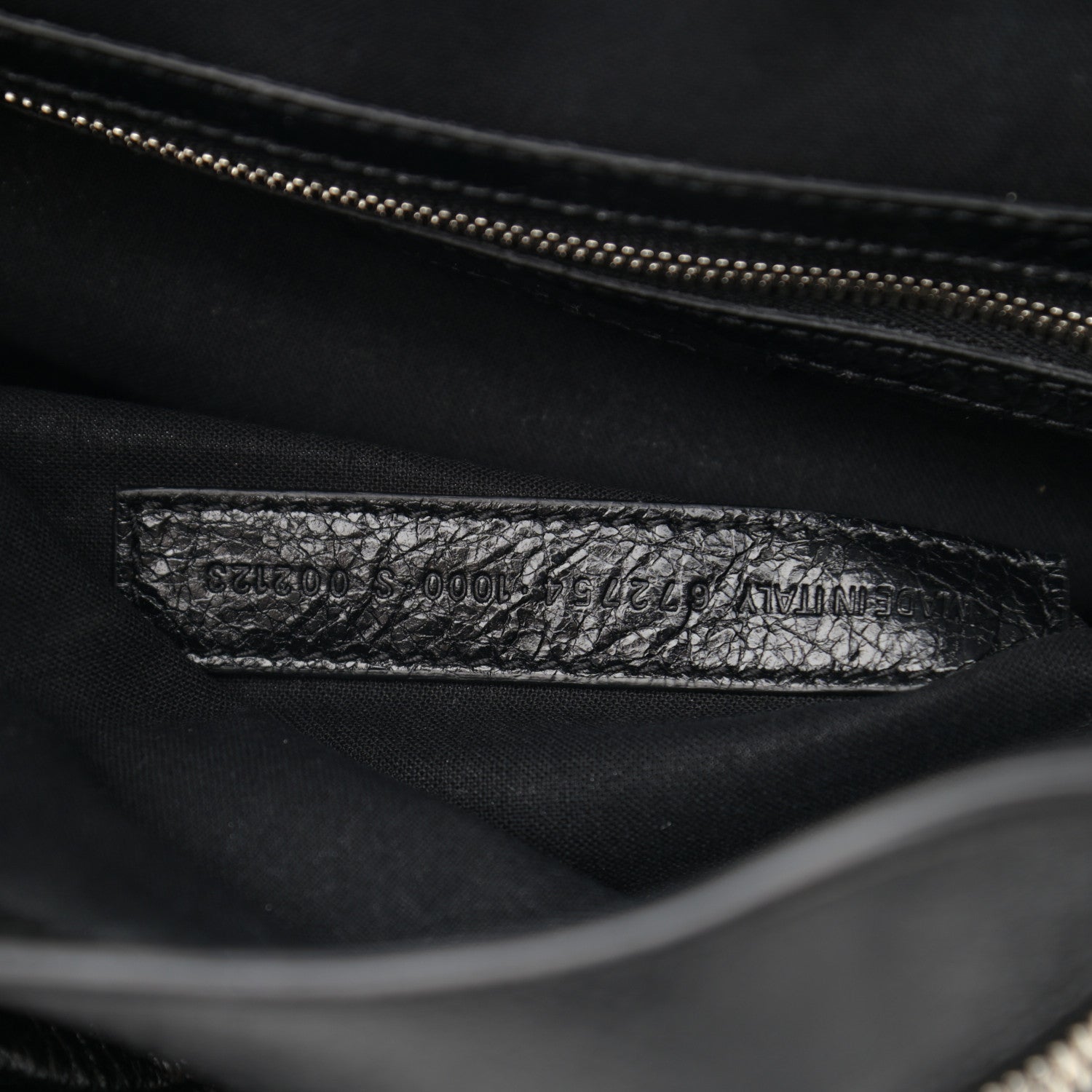 Balenciaga Agneau Arena Medium Le Cagole Shoulder Bag Black 6 of 11