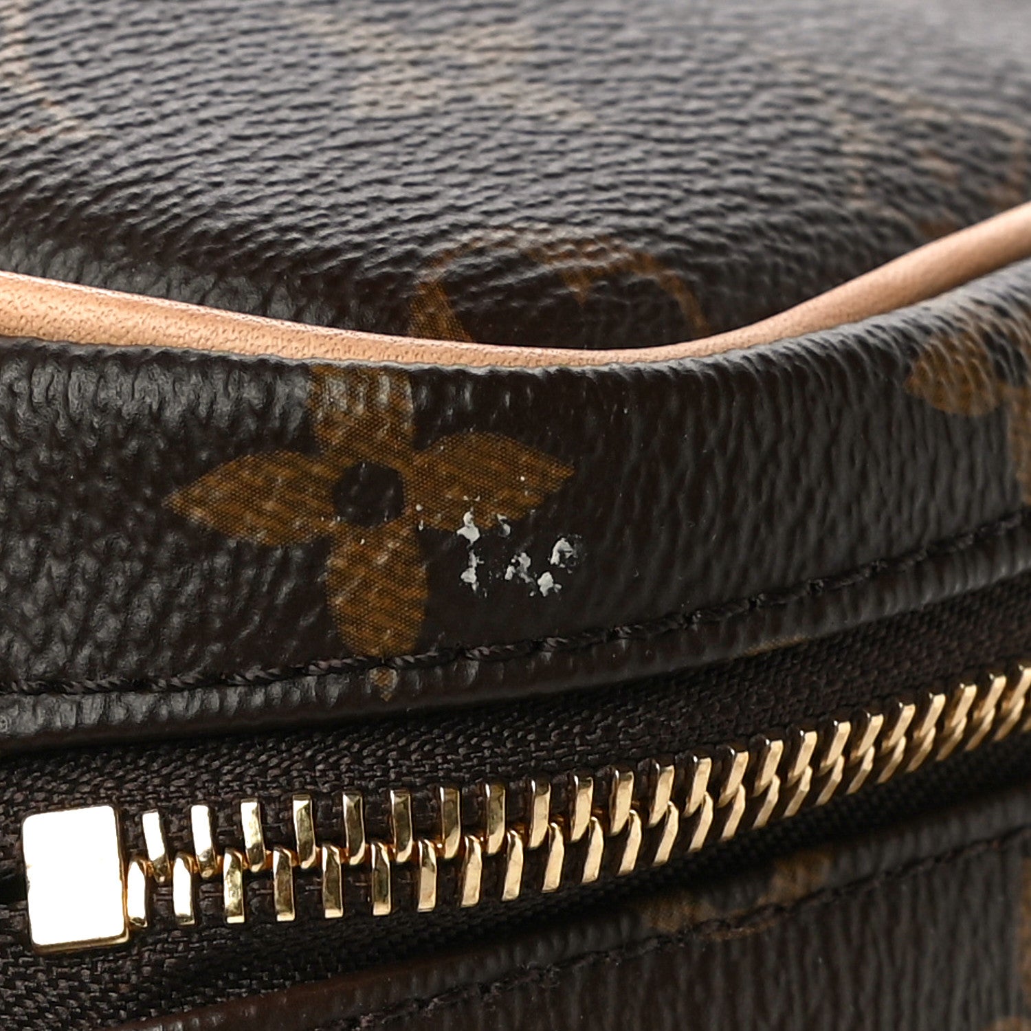 Louis Vuitton Monogram Dopp Kit Toilet Pouch 12 of 13