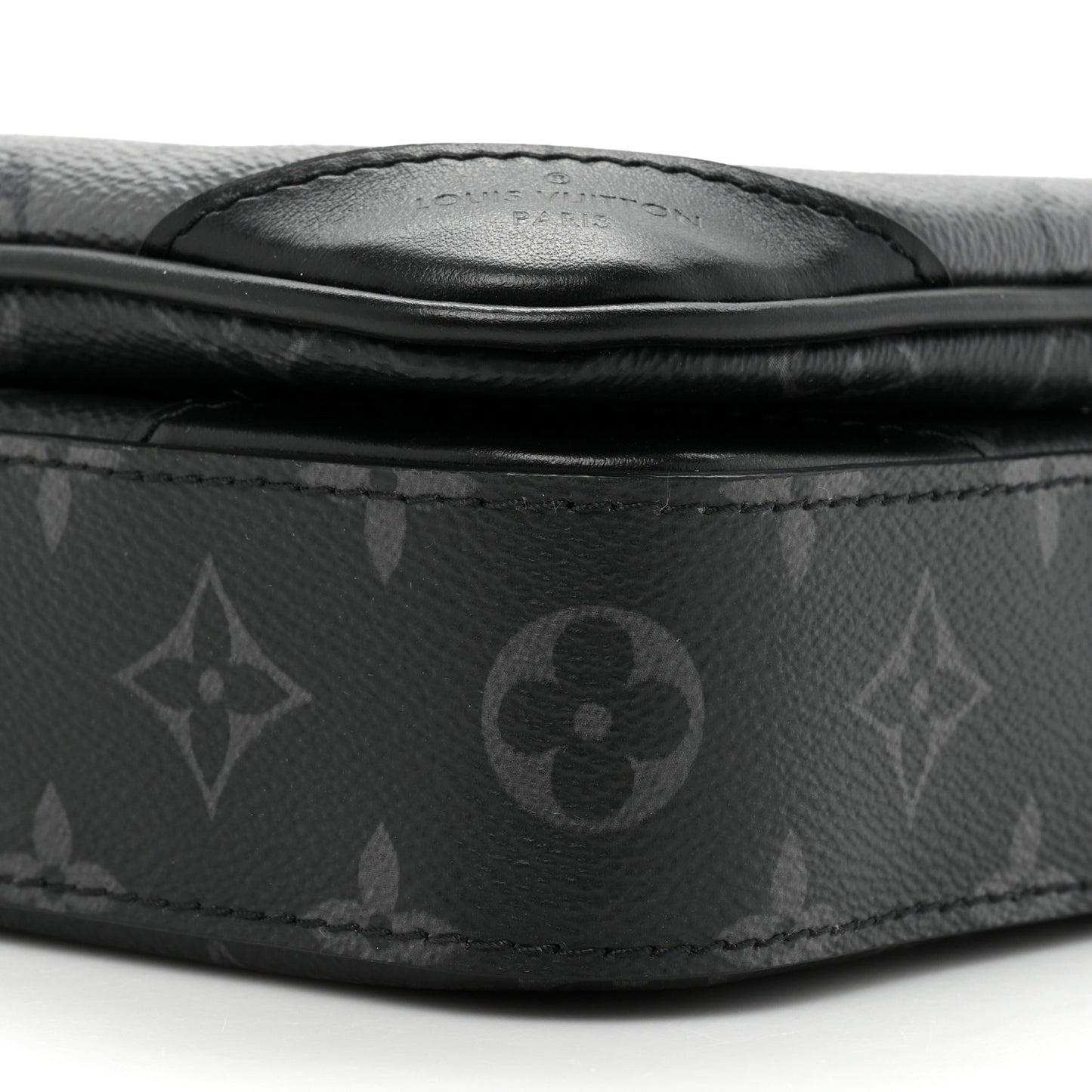 Reverse Monogram Eclipse Trio Messenger