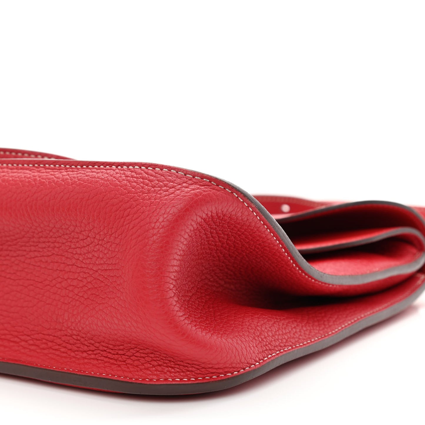 Taurillon Clemence Verso Halzan 31 GM Rouge Casaque Vermillion