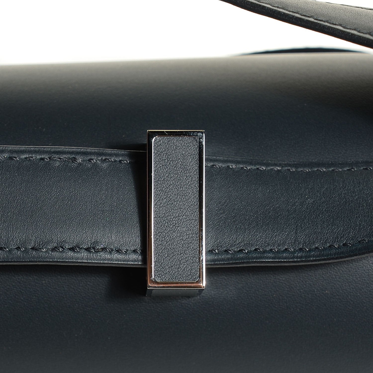 Hermes Veau Sombrero Constance Cartable 29 Bleu Obscur 10 of 16