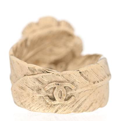 Chanel Pearl Crystal Leaf CC Ring 52/6 Gold Pearly White 3 of 4