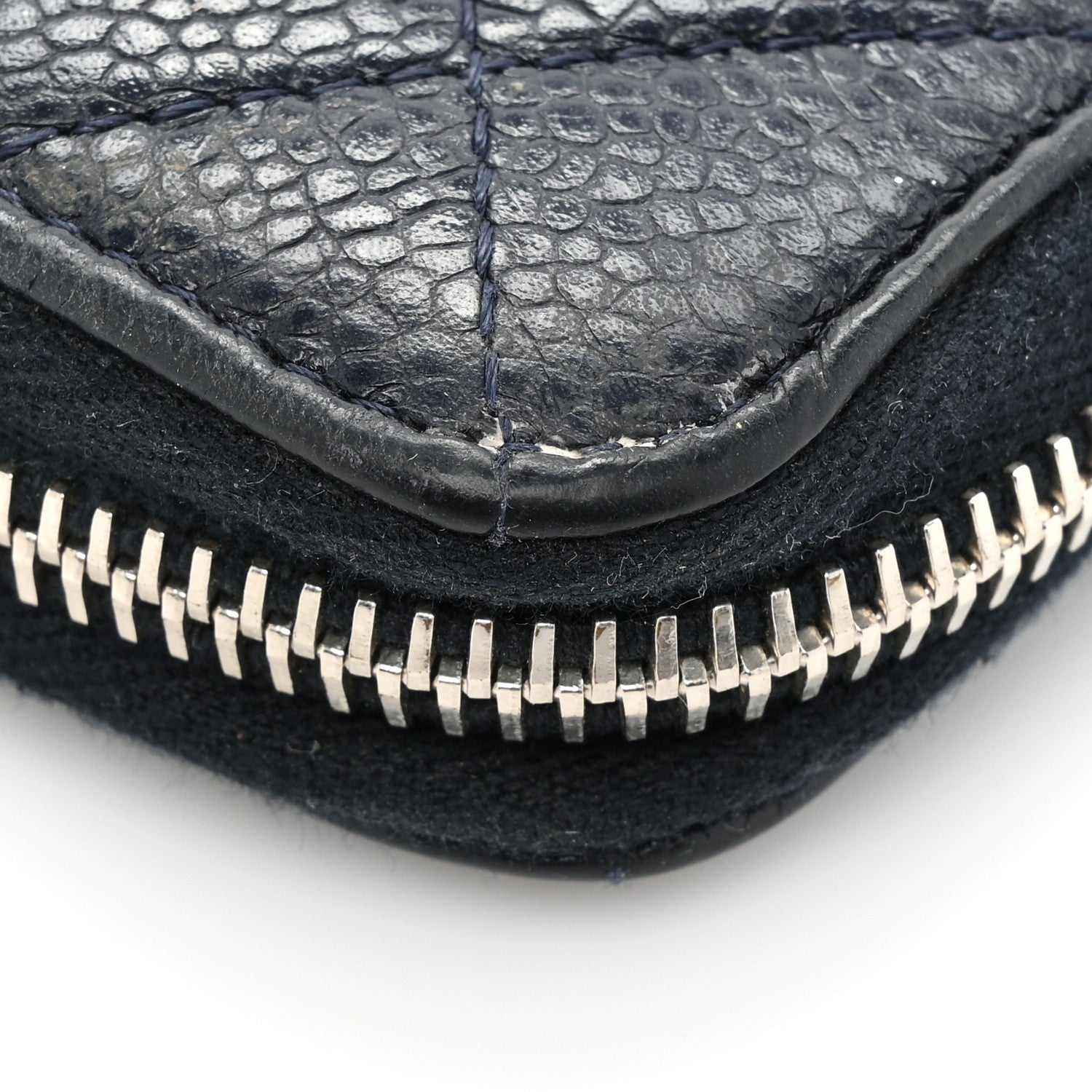 Chanel Caviar Quilted Large Gusset Zip Around Wallet Navy 20 of 22