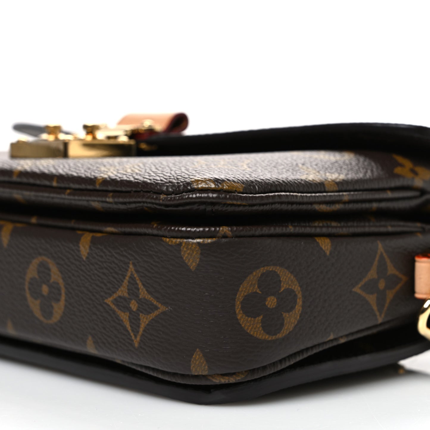 Monogram Pochette Metis East West