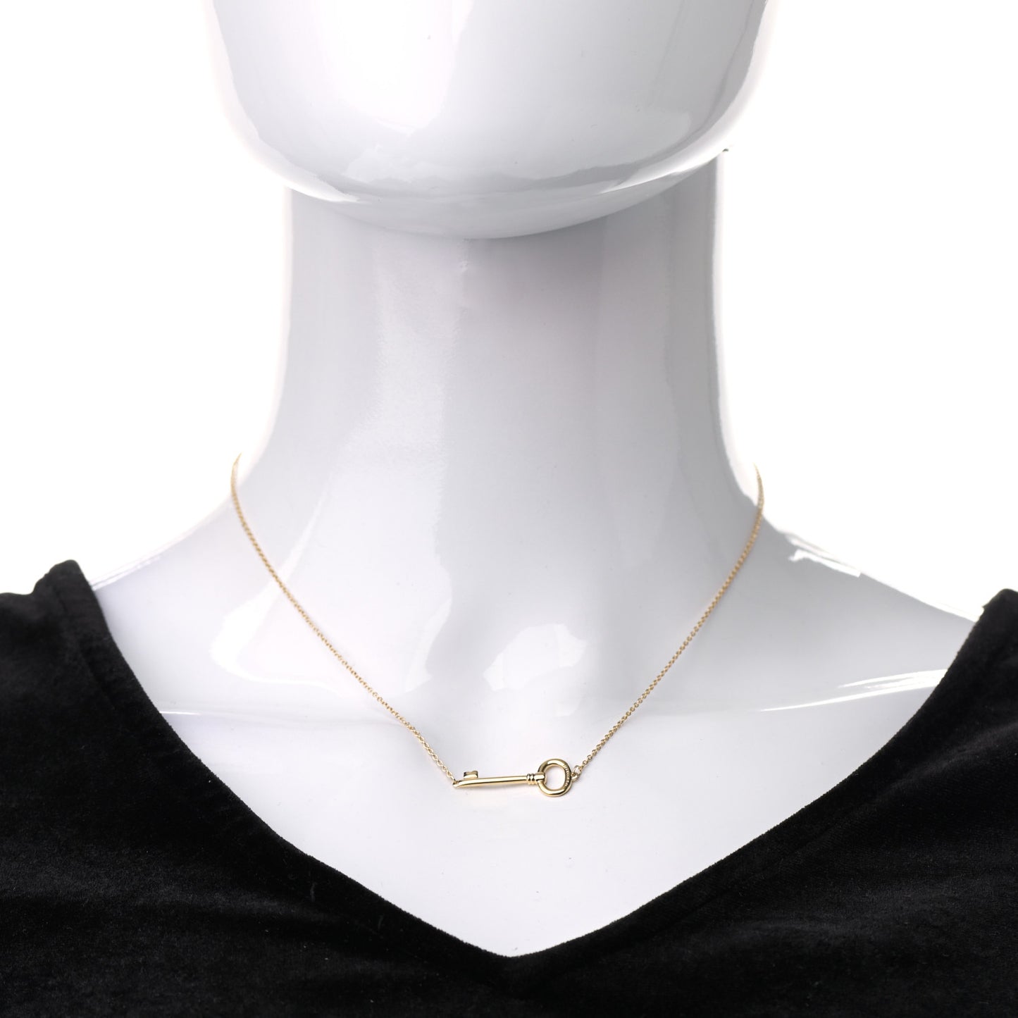 18K Yellow Gold Oval Key East West Necklace