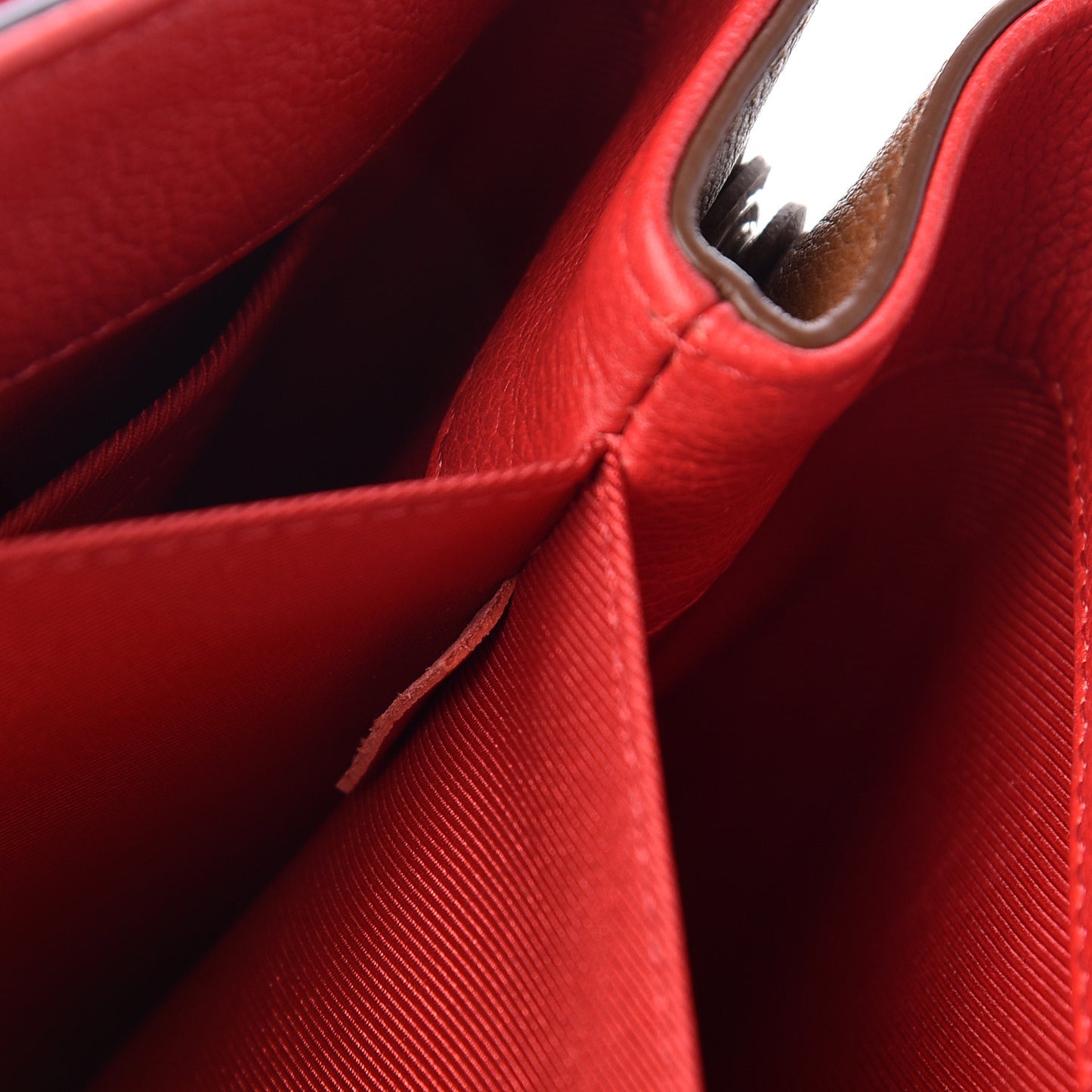 Calfskin Lockme II Top Handle Rubis Marine