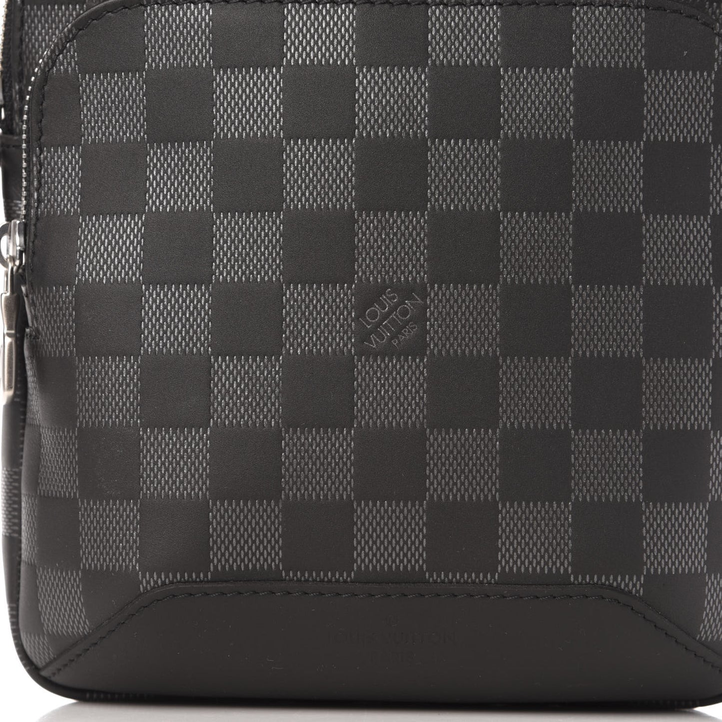 Damier Infini Avenue Sling Bag Onyx Silver