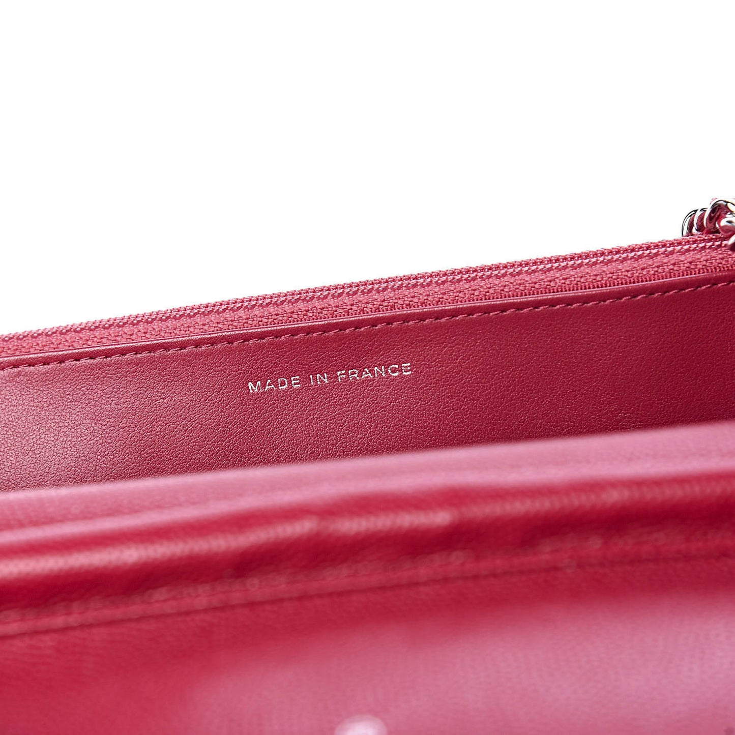 Caviar Quilted Wallet On Chain WOC Dark Pink