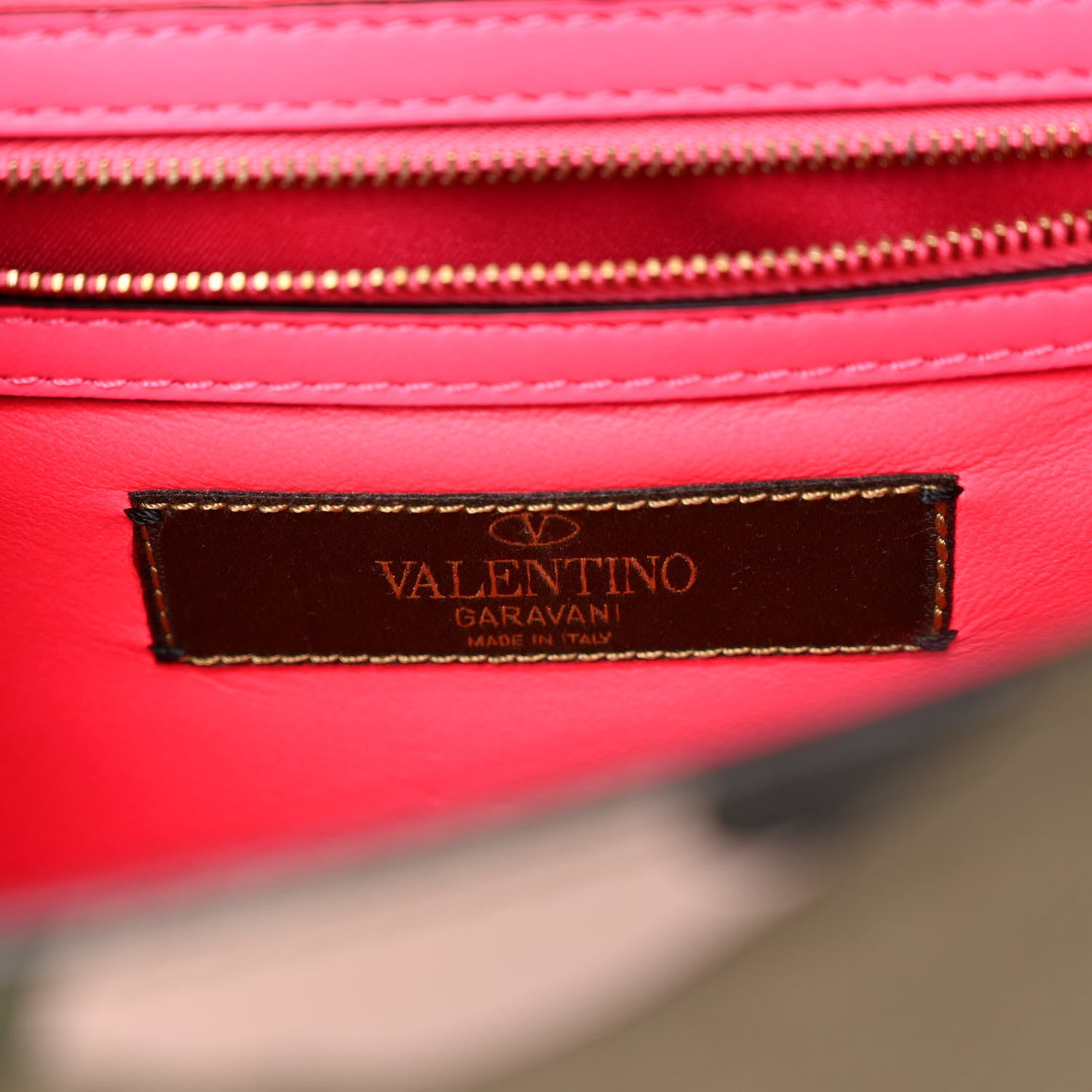 Valentino Garavani Nappa Canvas Camouflage Medium Glam Lock Rockstud Flap Fuxia Fluo 6 of 9