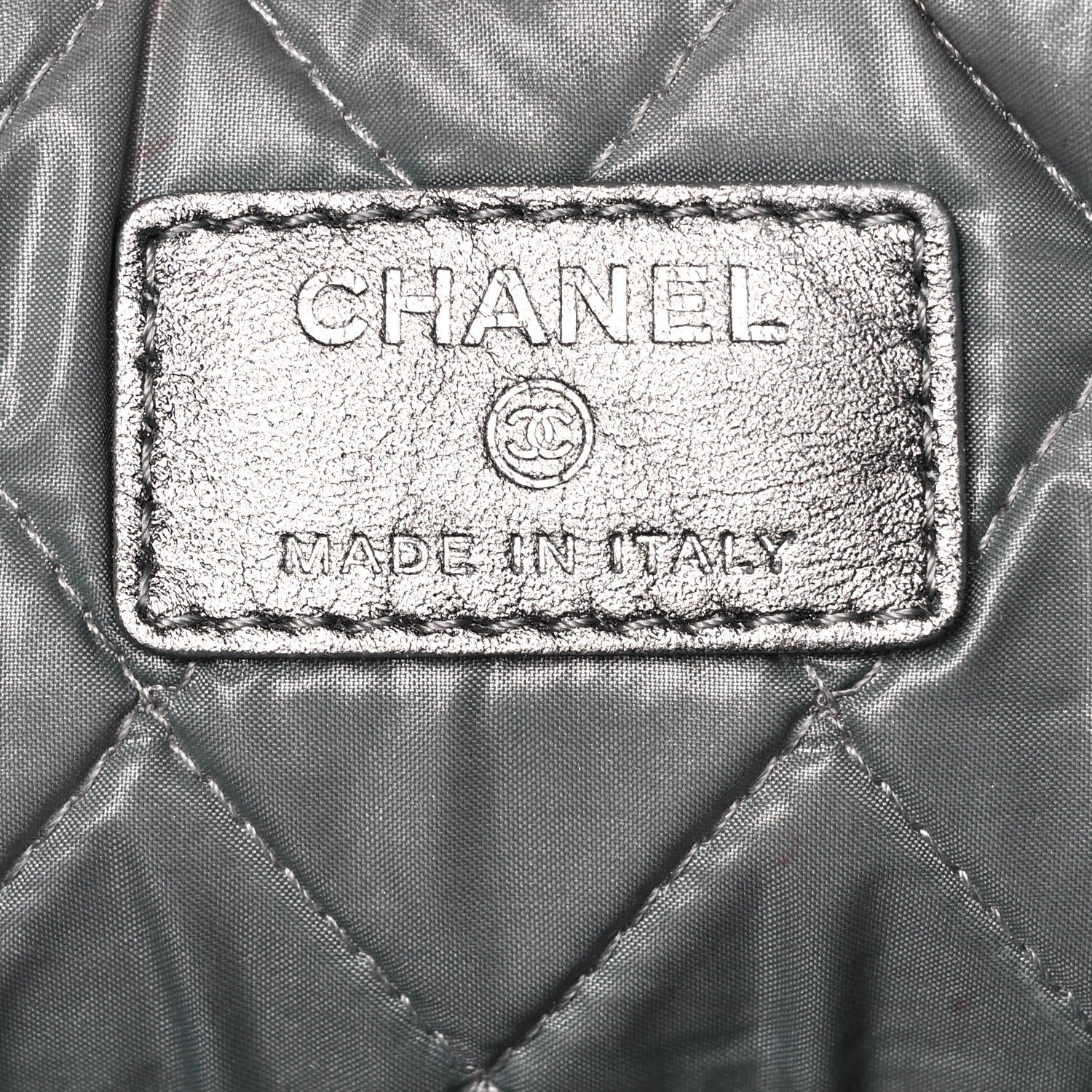 Chanel Metallic Calfskin Quilted Pixel Effect CC Beauty Clutch Silver 6 of 10