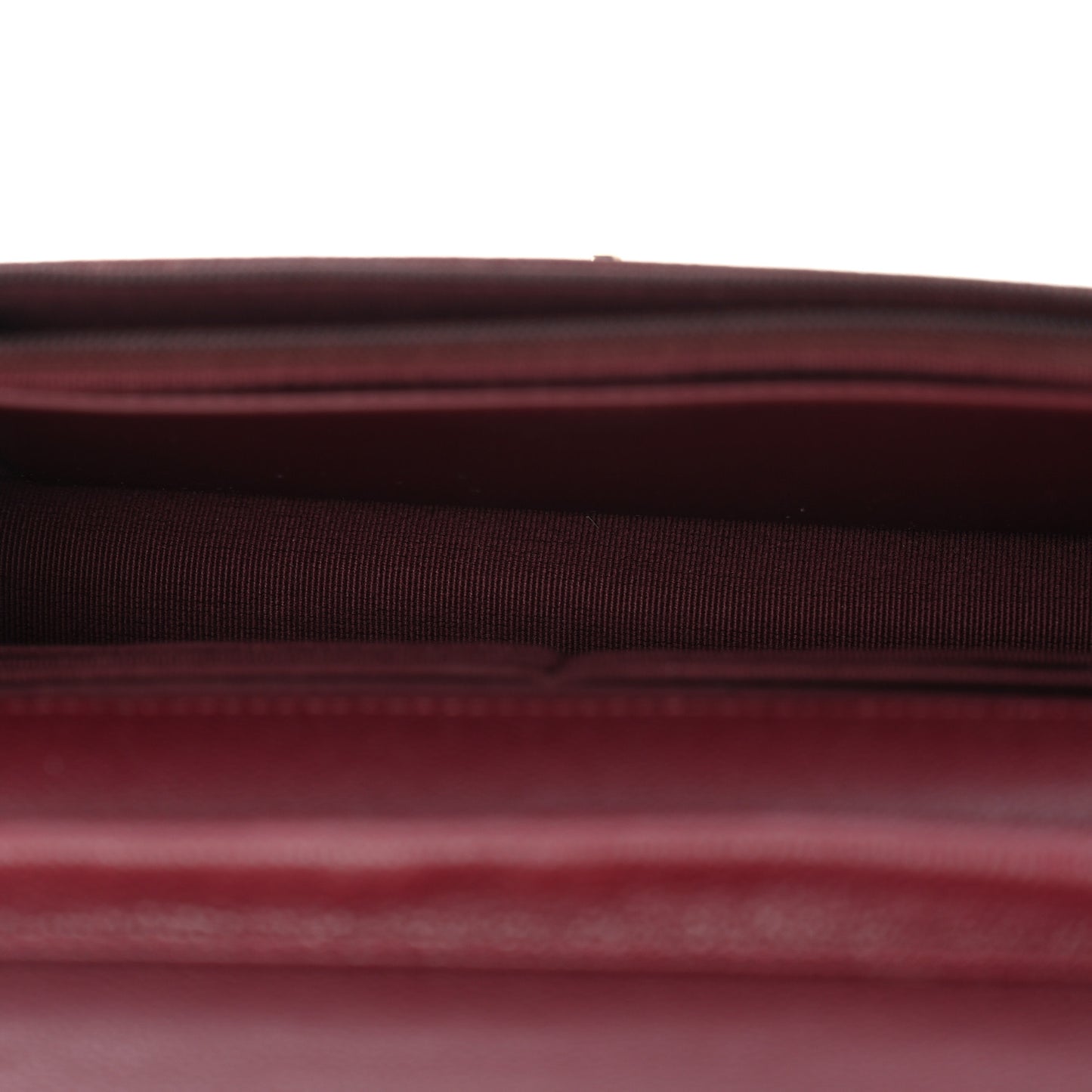 Caviar Quilted CC Turnlock Wallet On Chain WOC Burgundy