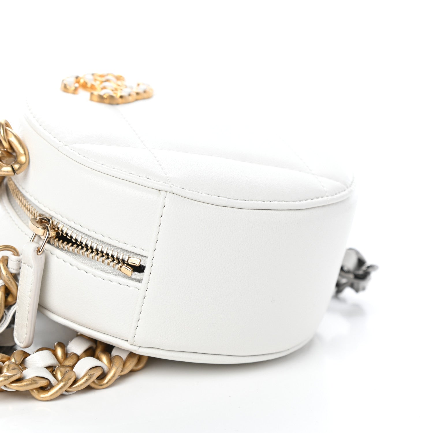 Chanel Goatskin Quilted Chanel 19 Round Clutch With Chain White 9 of 10