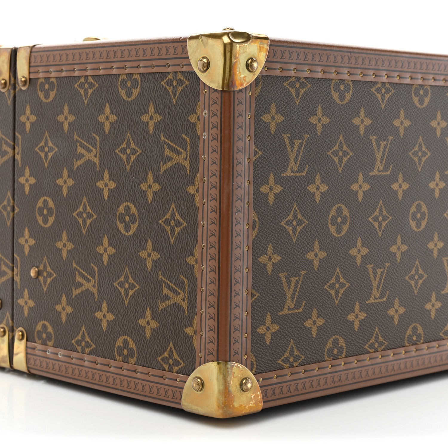 Louis Vuitton Monogram Boite Pharmacie Toiletry Case 8 of 32