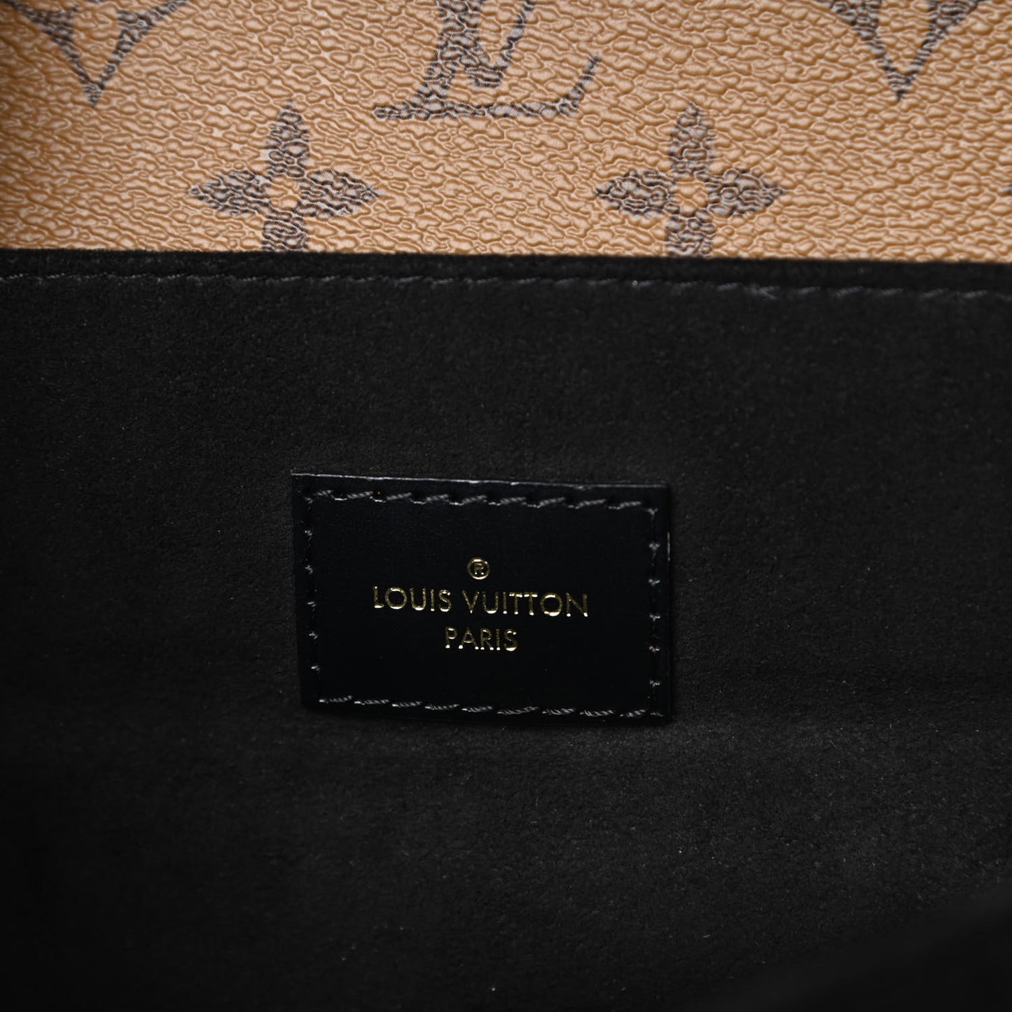 Reverse Monogram Pochette Metis