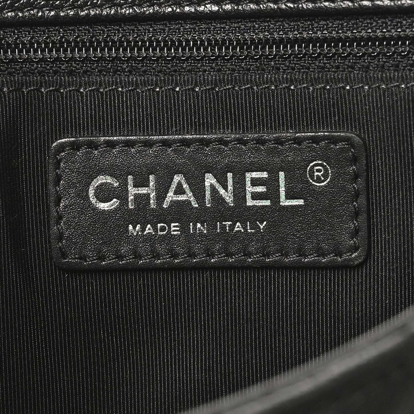Calfskin Quilted Casual Pocket Messenger Flap Black