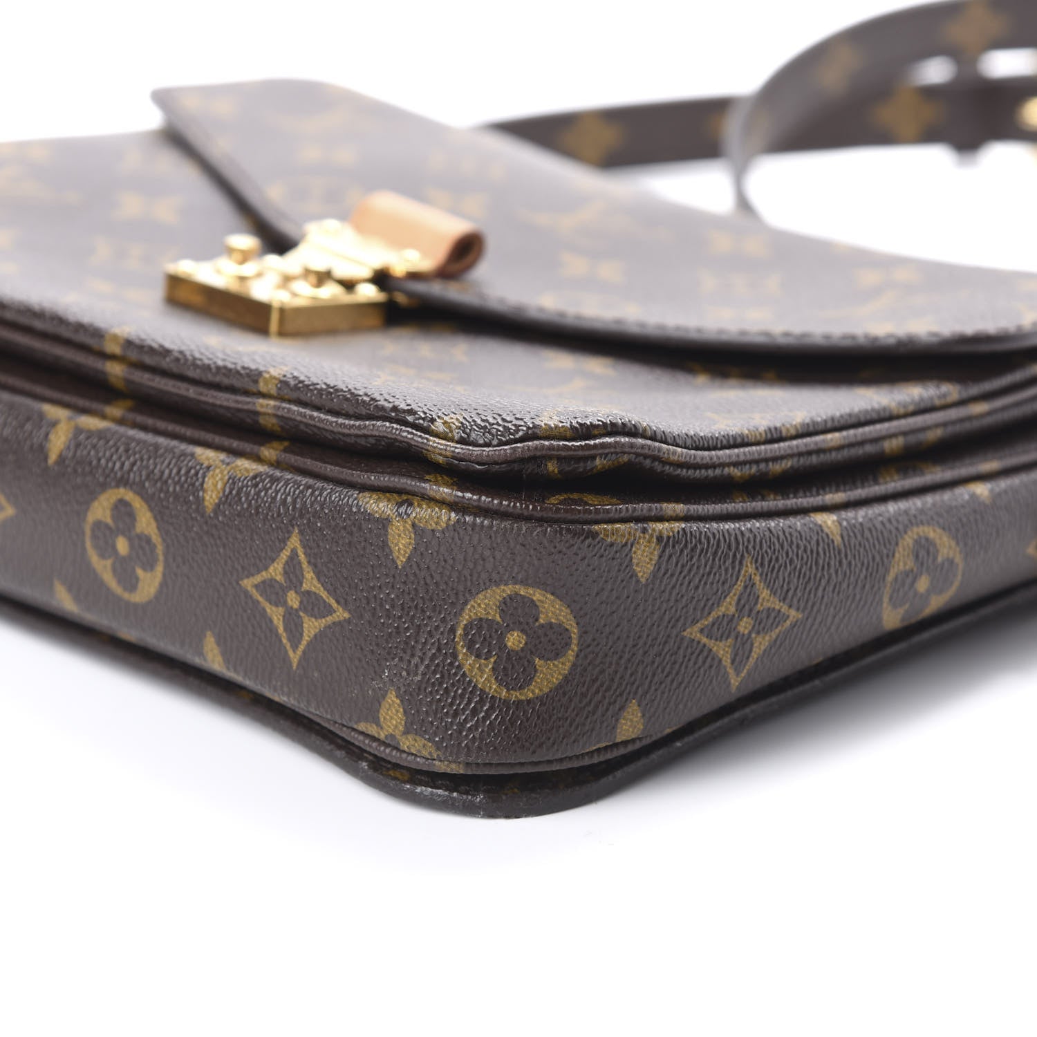 Louis Vuitton Monogram Pochette Metis 7 of 9