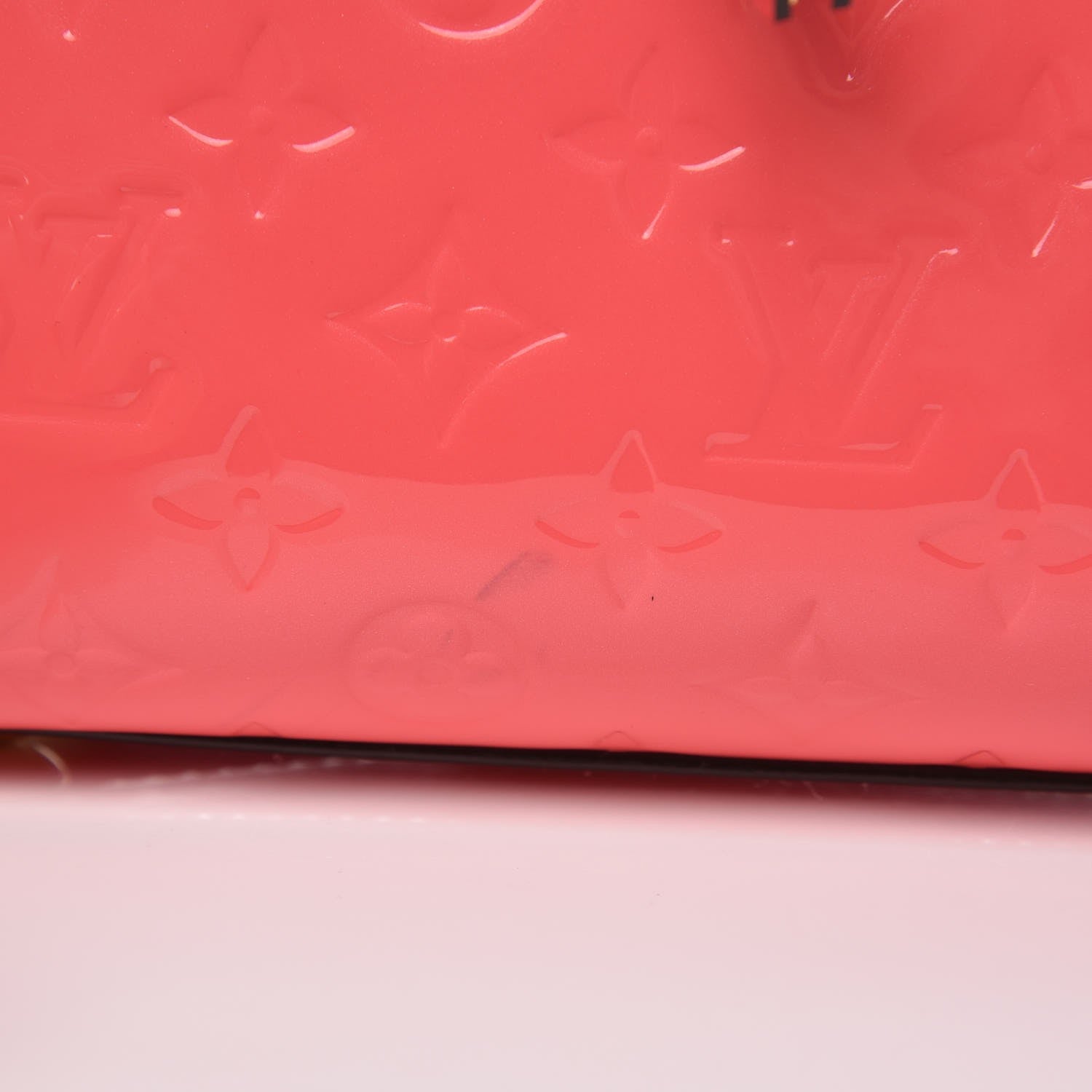 Louis Vuitton Vernis Montaigne BB Rose Litchi 7 of 7