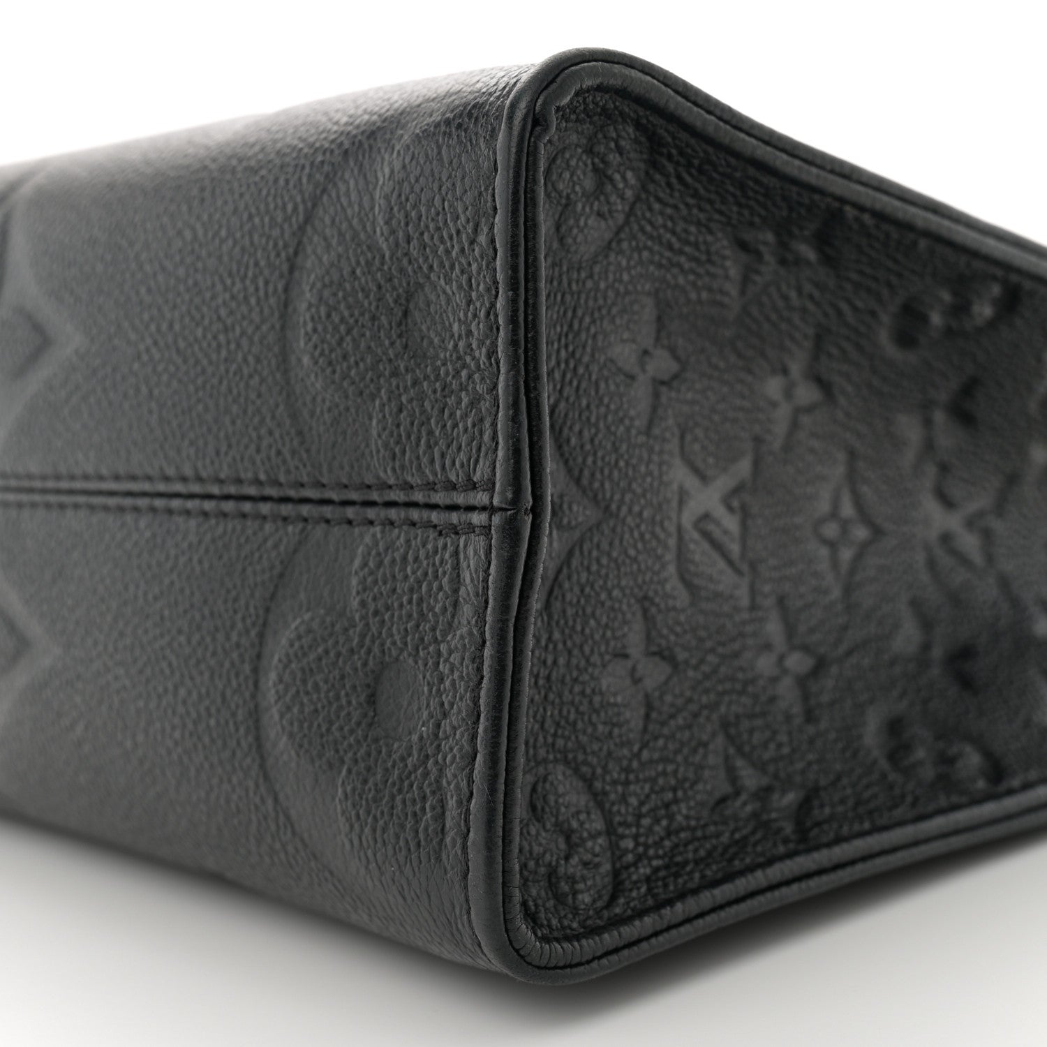 Louis Vuitton Empreinte Monogram Giant Onthego PM Black 9 of 11