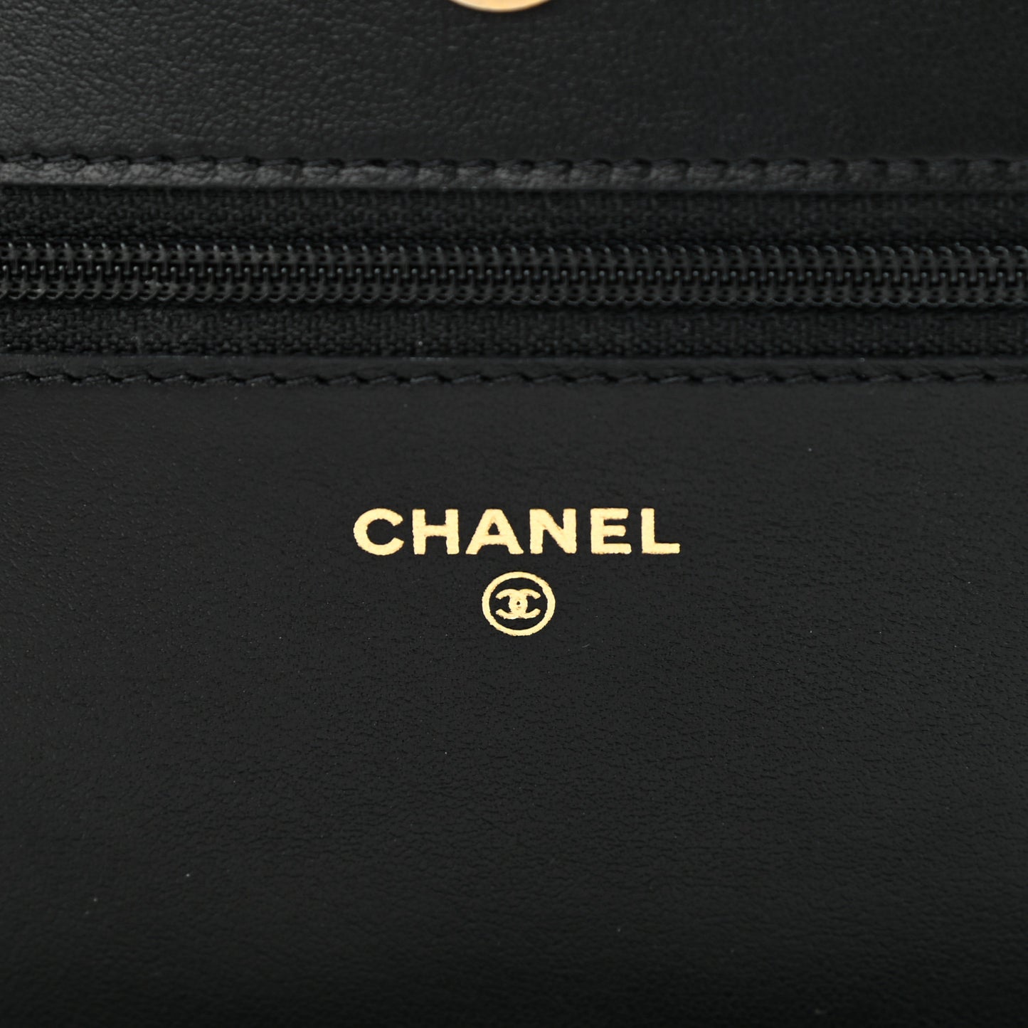 Caviar Quilted Boy Wallet On Chain WOC Black