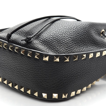 Valentino Garavani Grained Calfskin Rockstud Bucket Bag Black 8 of 9