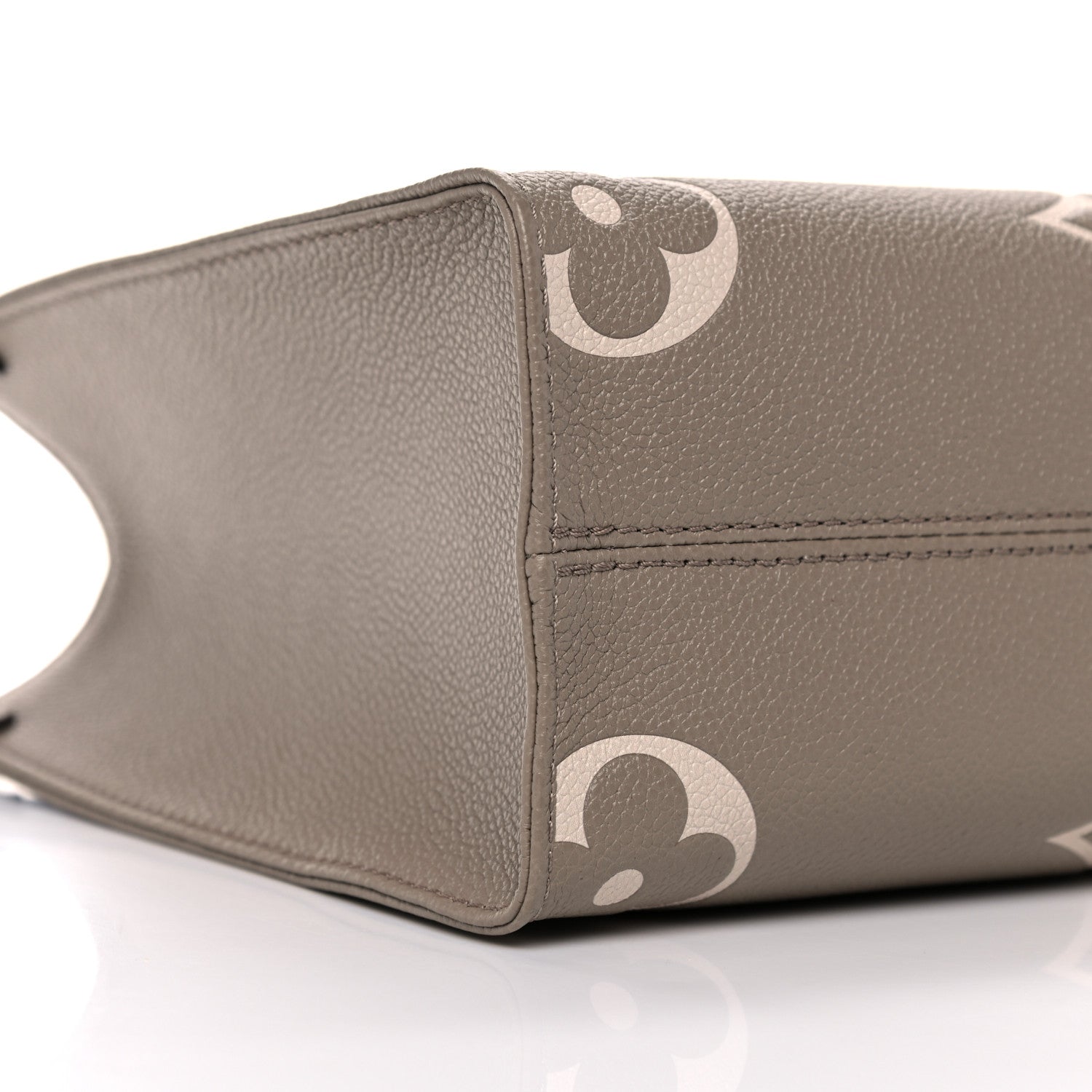 Louis Vuitton Empreinte Monogram Giant Onthego PM Tourterelle Creme 7 of 9