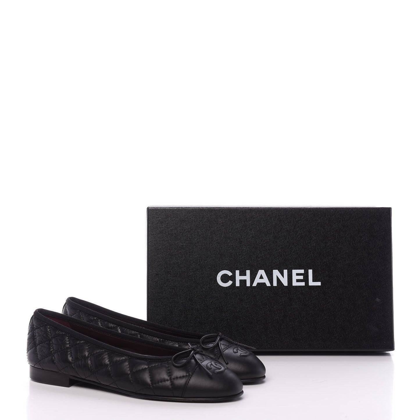 Aged Calfskin Quilted CC Cap Toe Ballerina Flats 37.5 Black