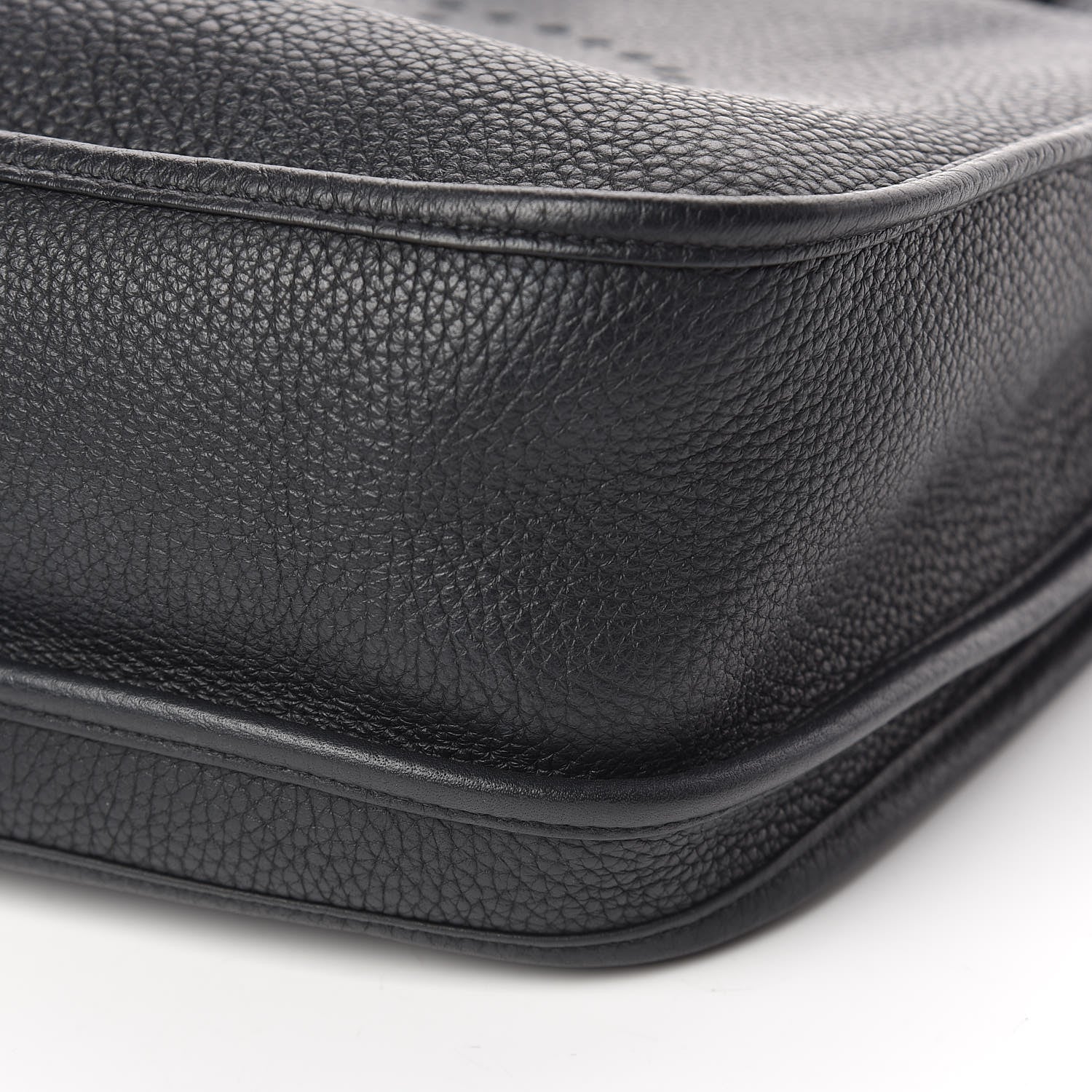 Hermes Taurillon Clemence Evelyne III GM Black 10 of 10