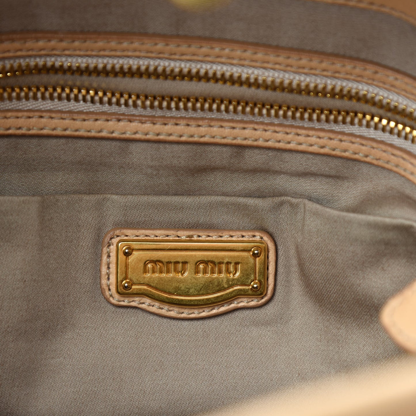 Nappa Matelasse Coffer Hobo Beige