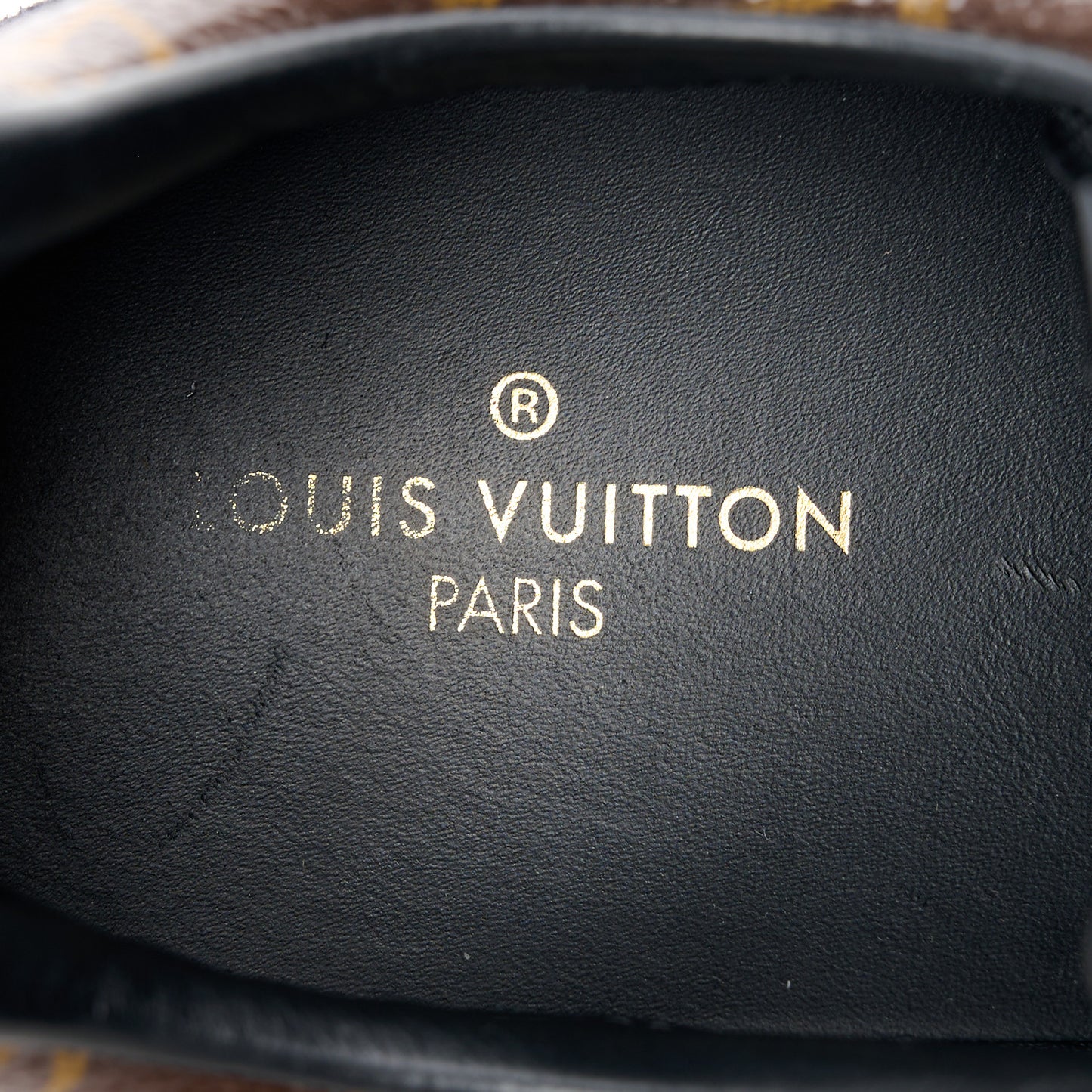 Suede Monogram Run Away Sneakers 39 Black