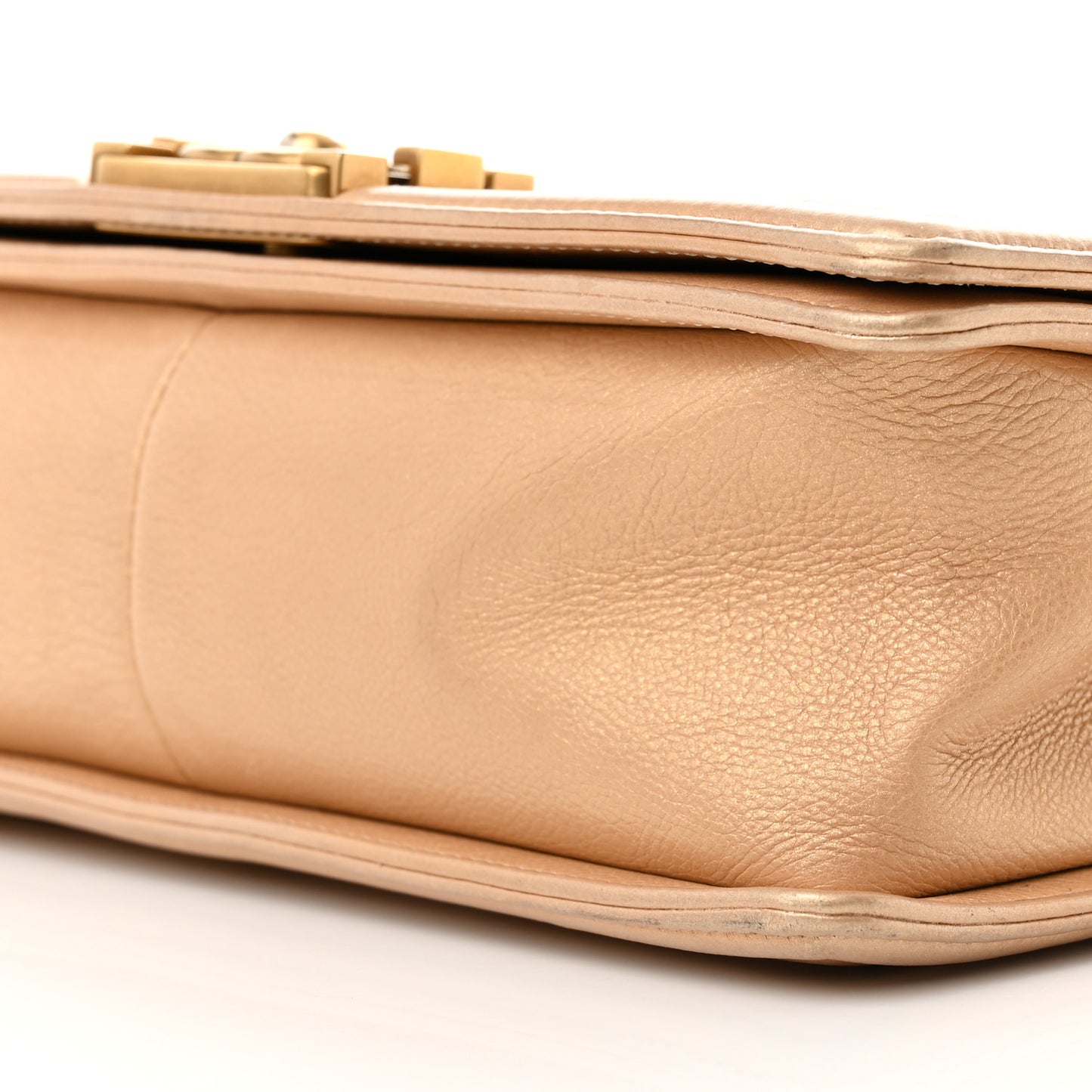 Pearl Calfskin Medium Boy Flap Gold