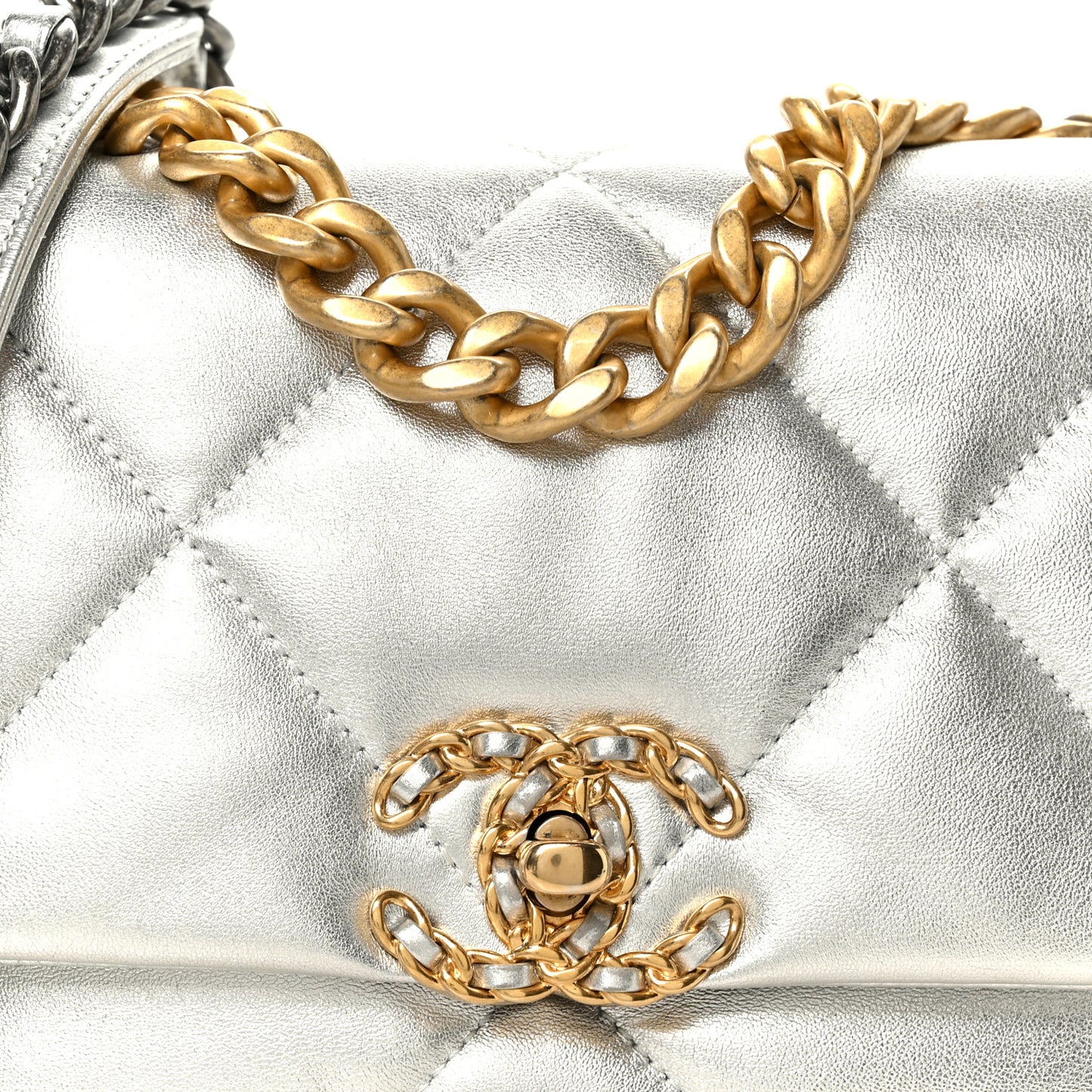 Metallic Lambskin Quilted Medium Chanel 19 Flap Silver