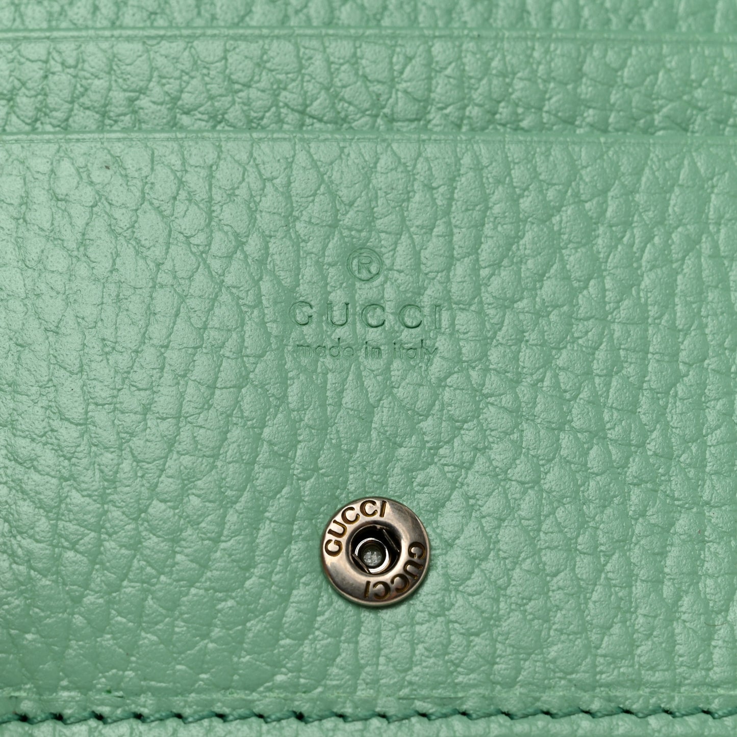 Dollar Calfskin Enamel Monochrome GG Marmont Top Handle Card Case Wallet Pepperlight Mint