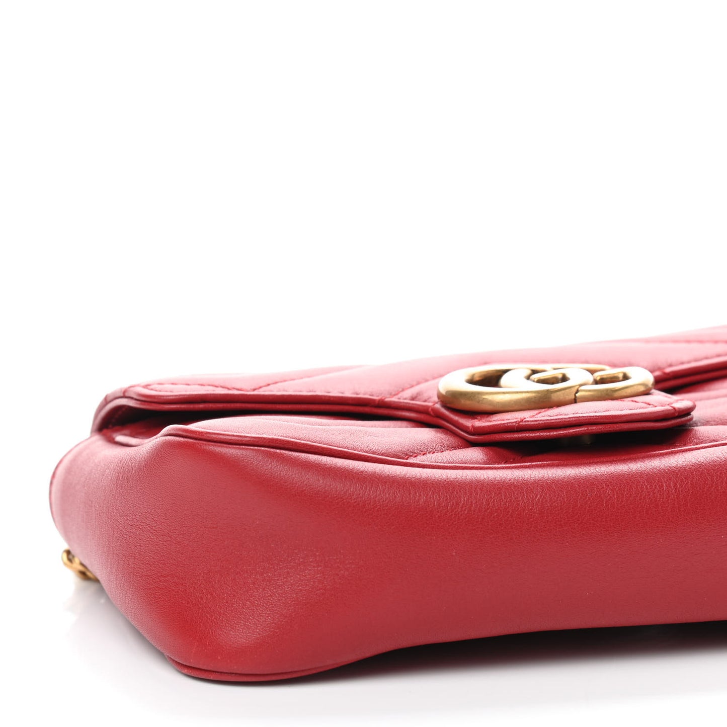 Calfskin Matelasse Super Mini GG Marmont Shoulder Bag Hibiscus Red