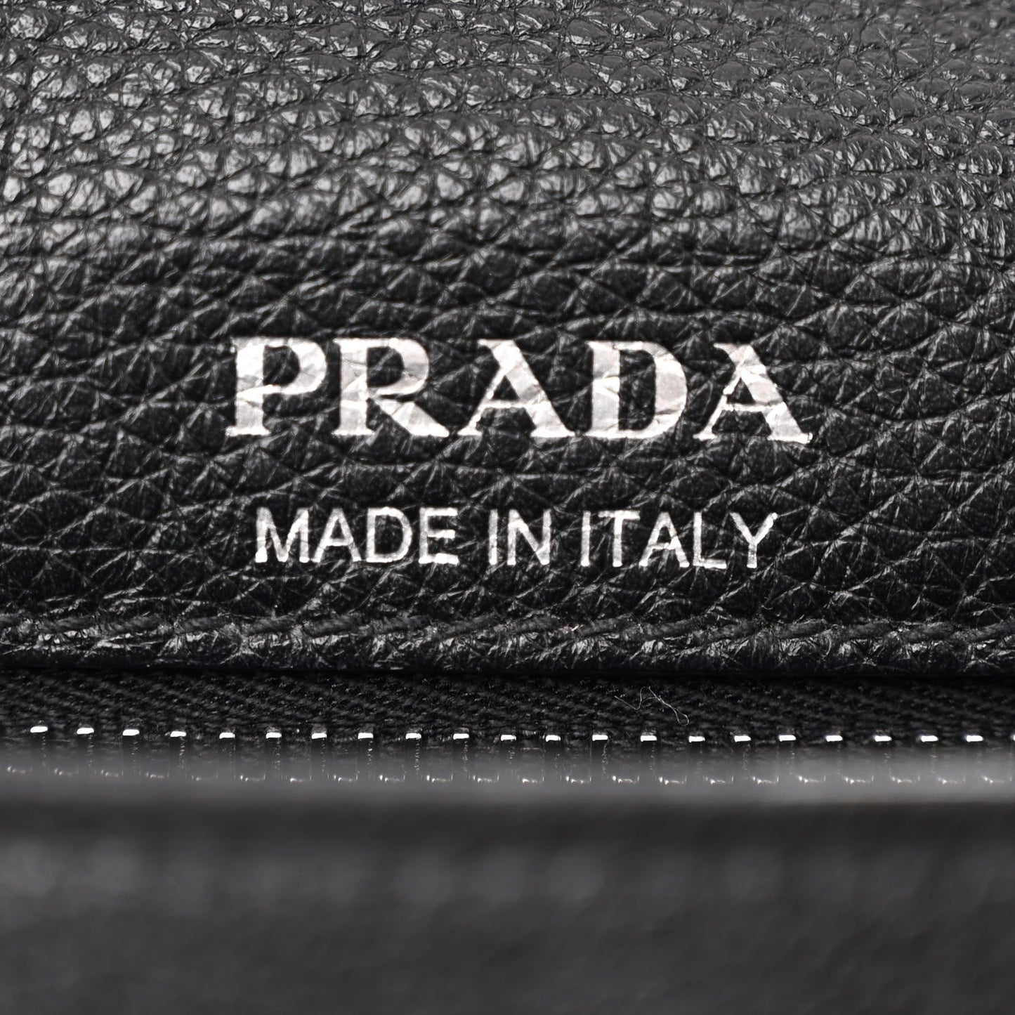 Vitello Daino Soft Flap Crossbody Black