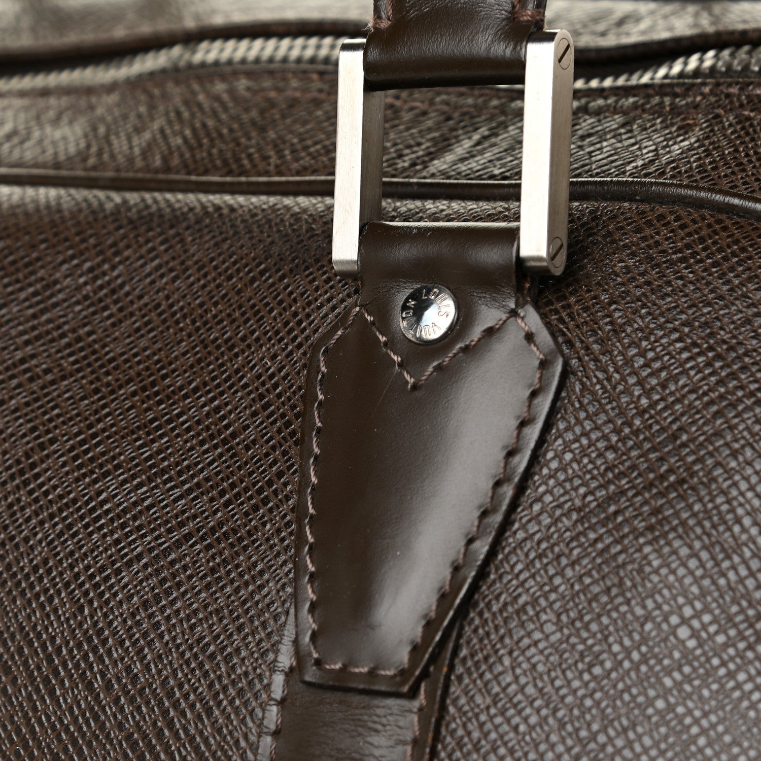 Louis Vuitton Taiga Kendall GM Acajou 15 of 23